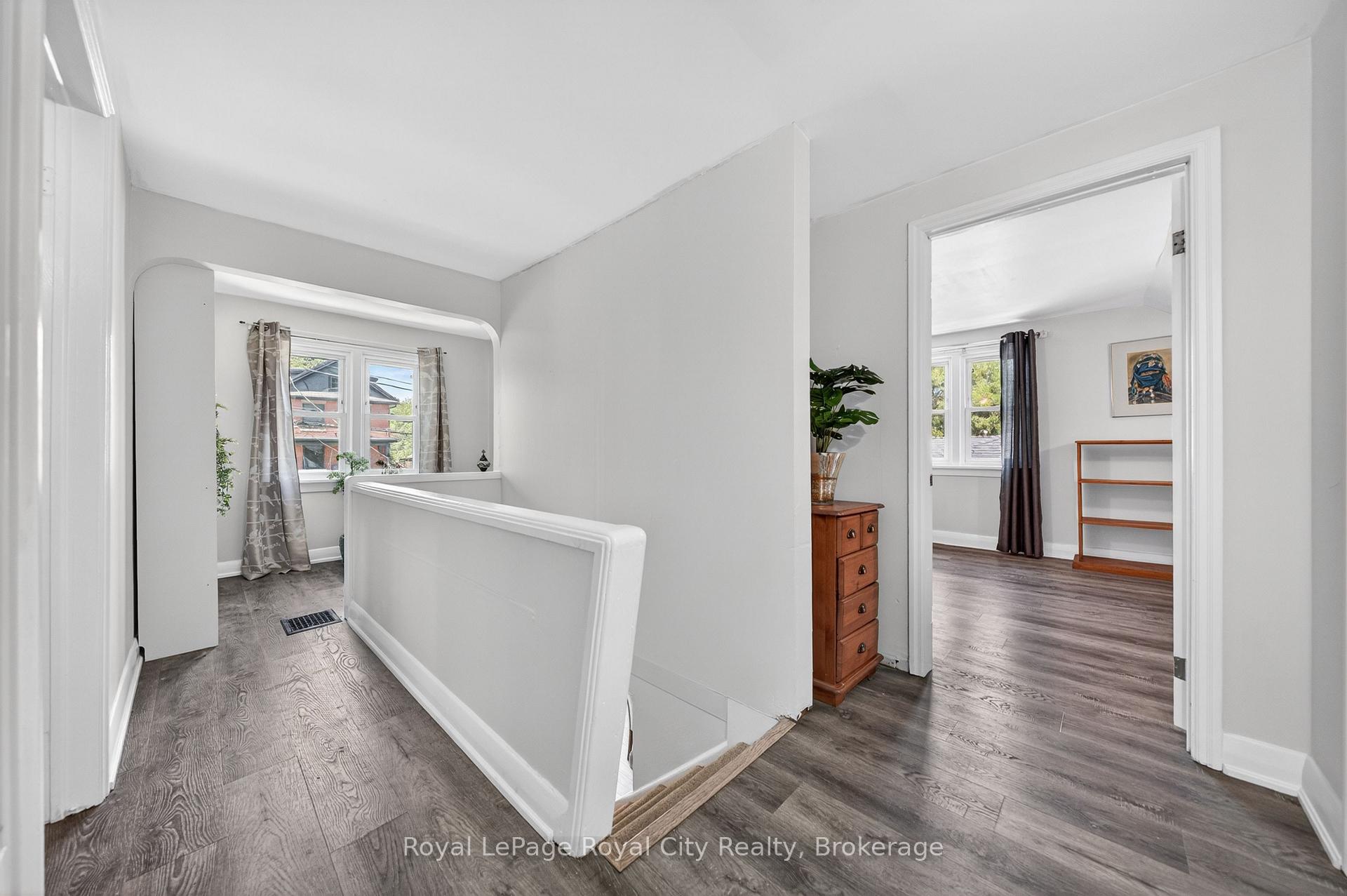 Photo 22 of 157 Grange Street, Guelph, St. George's — HOMEH