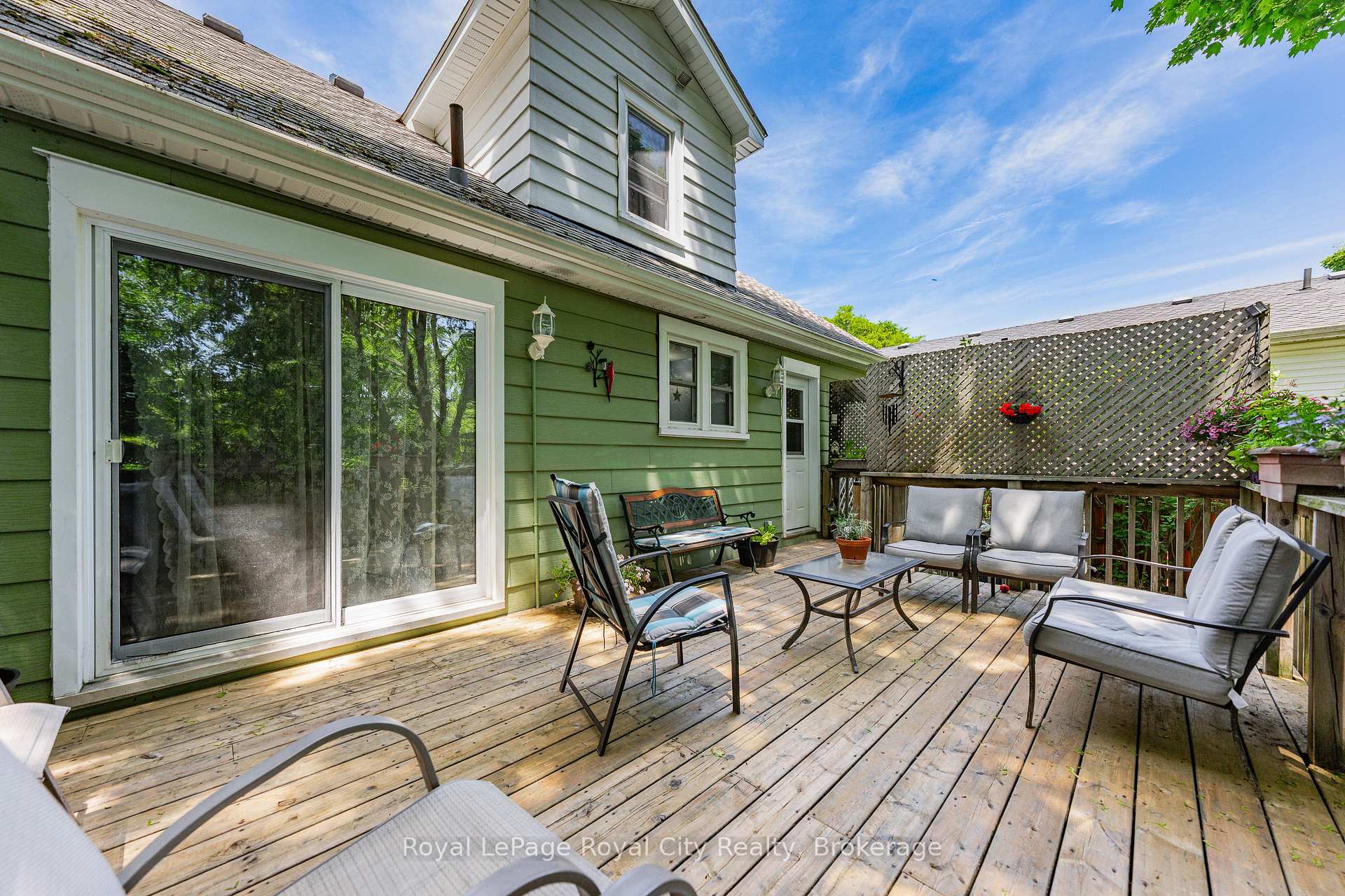 Photo 39 of 157 Grange Street, Guelph, St. George's — HOMEH