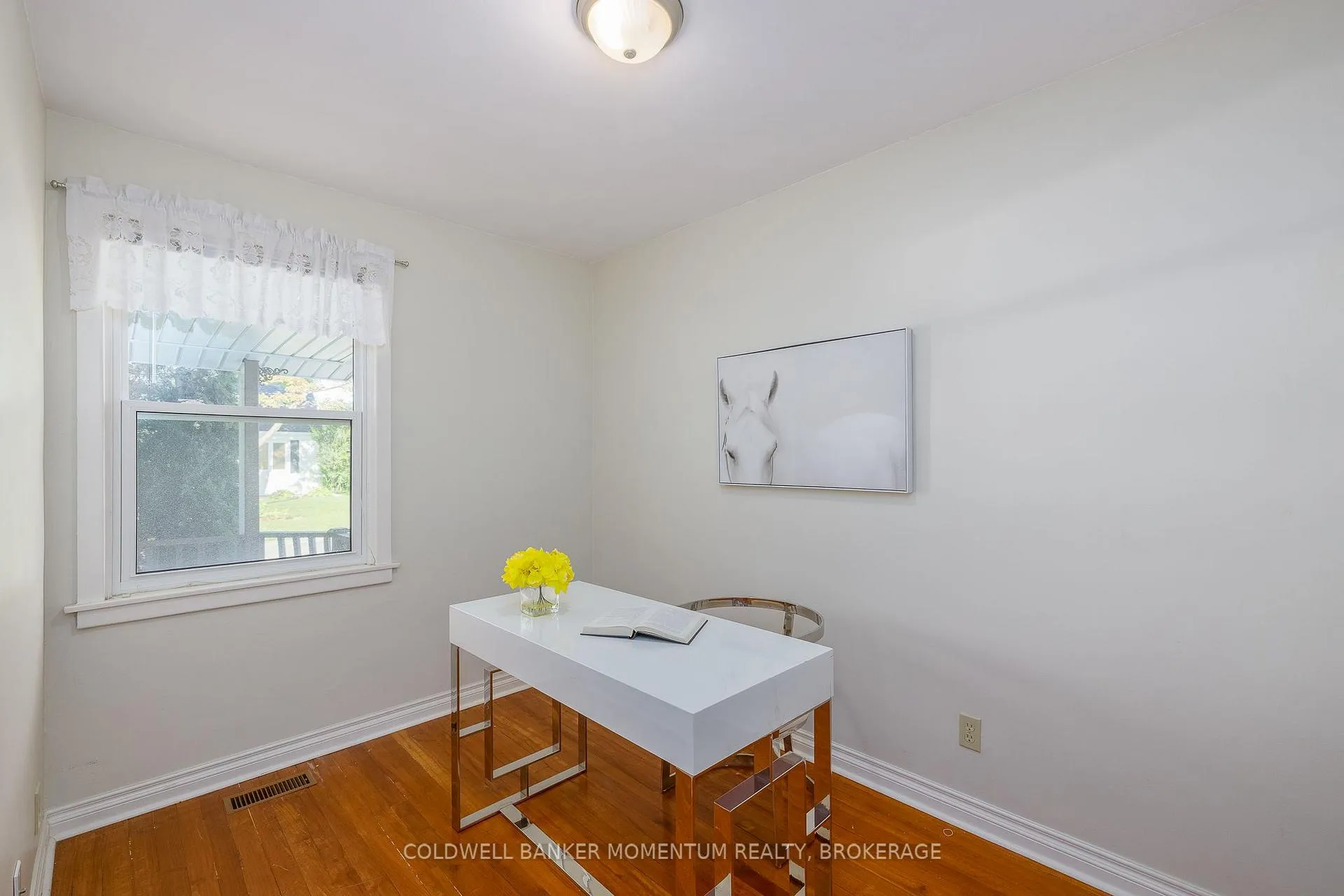 Photo 9 of 13 Princess Street, St. Catharines, E. Chester — HOMEH