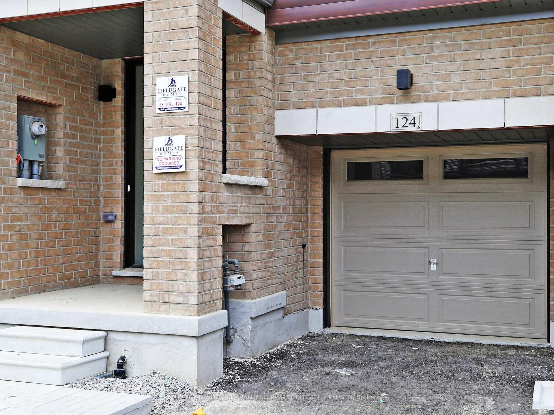 Photo 2 of 124 Tennant Circle, Vaughan, Vellore Village — HOMEH
