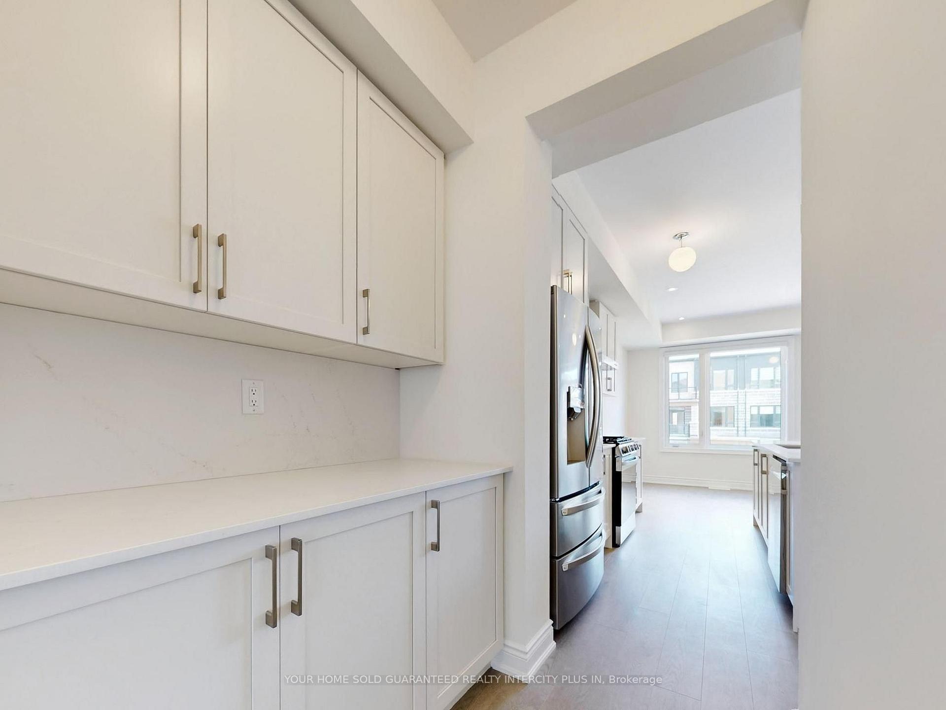 Photo 25 of 124 Tennant Circle, Vaughan, Vellore Village — HOMEH