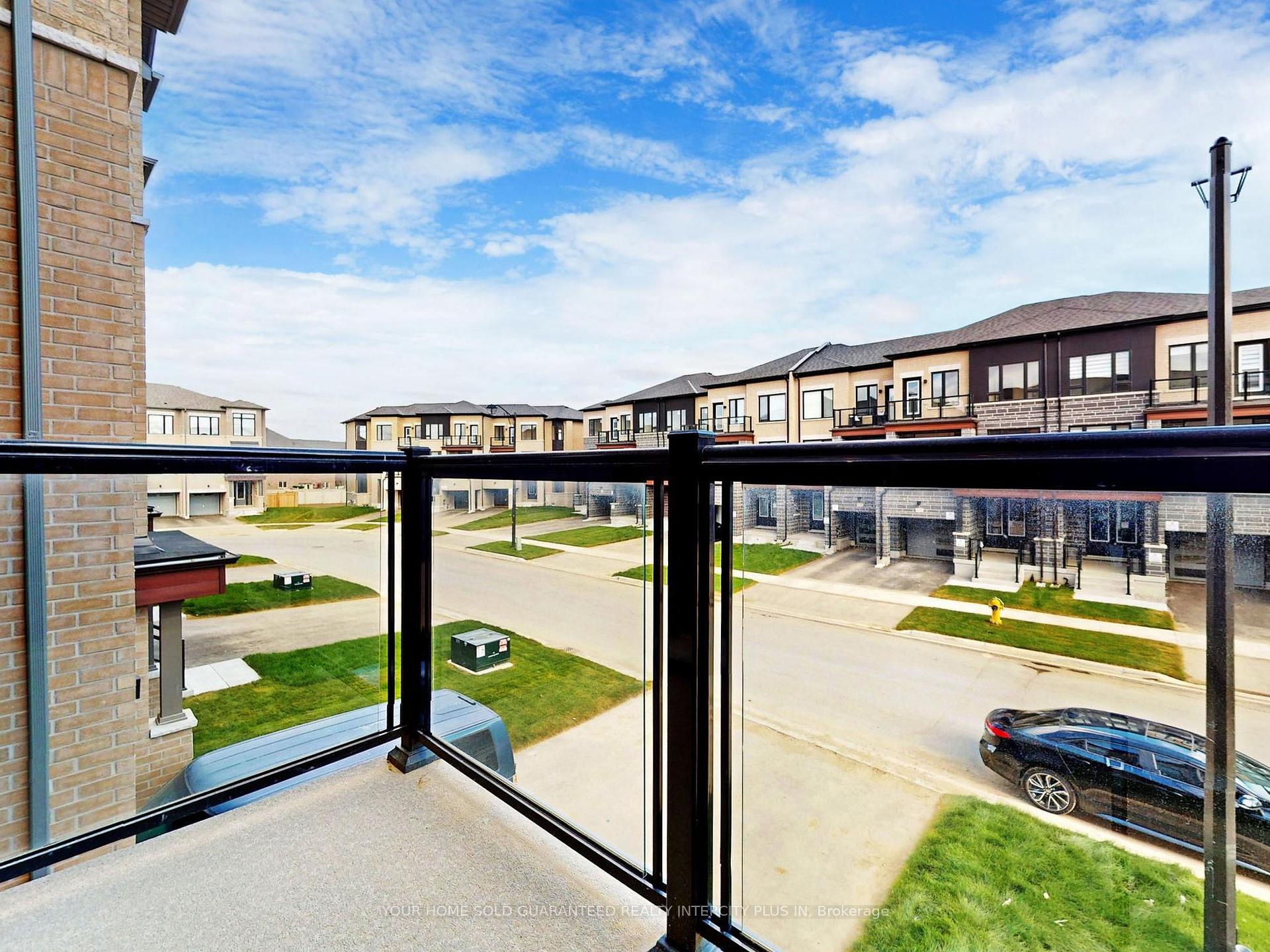 Photo 47 of 124 Tennant Circle, Vaughan, Vellore Village — HOMEH