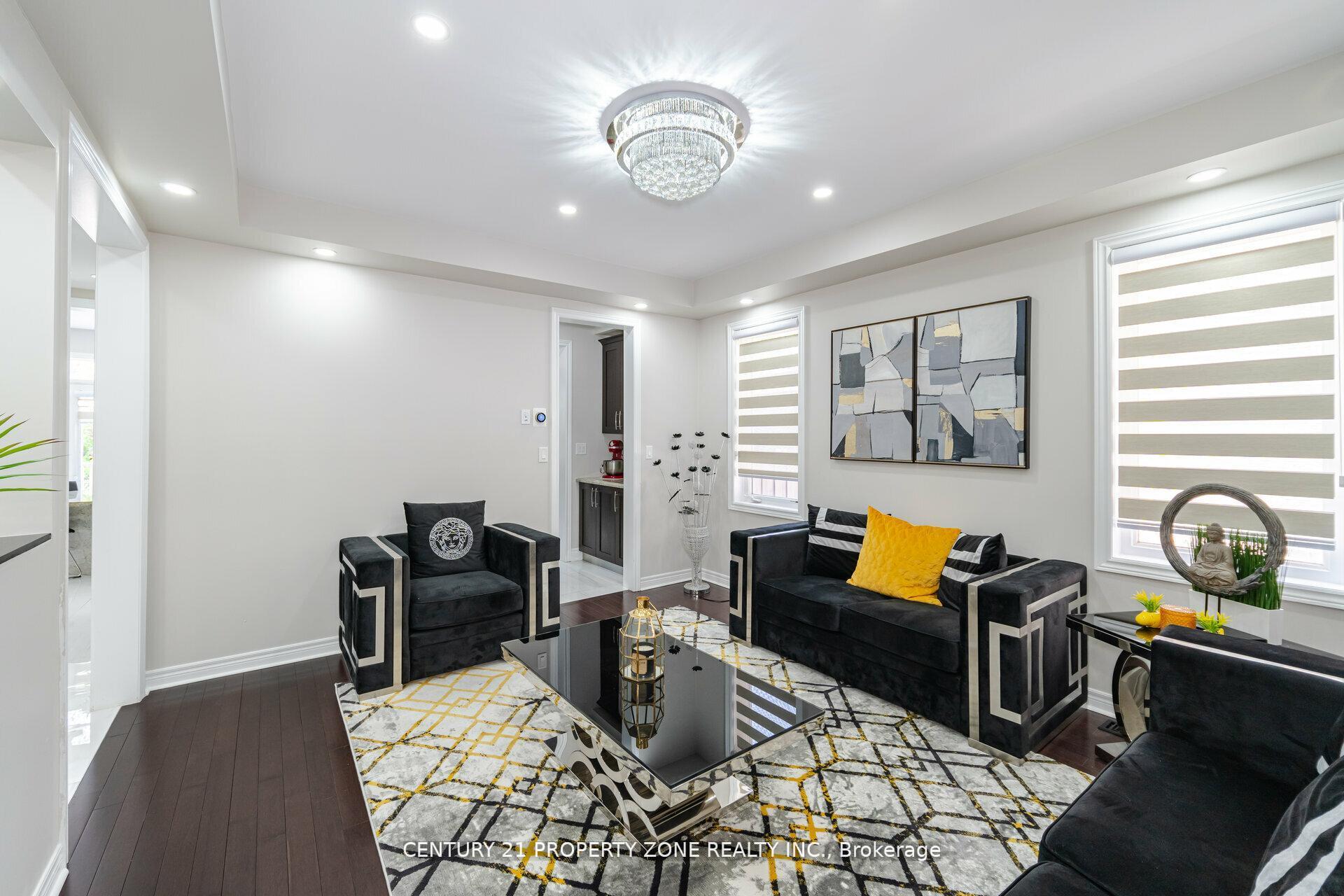 Photo 9 of 8 Teal Crest Circle, Brampton, Credit Valley — HOMEH