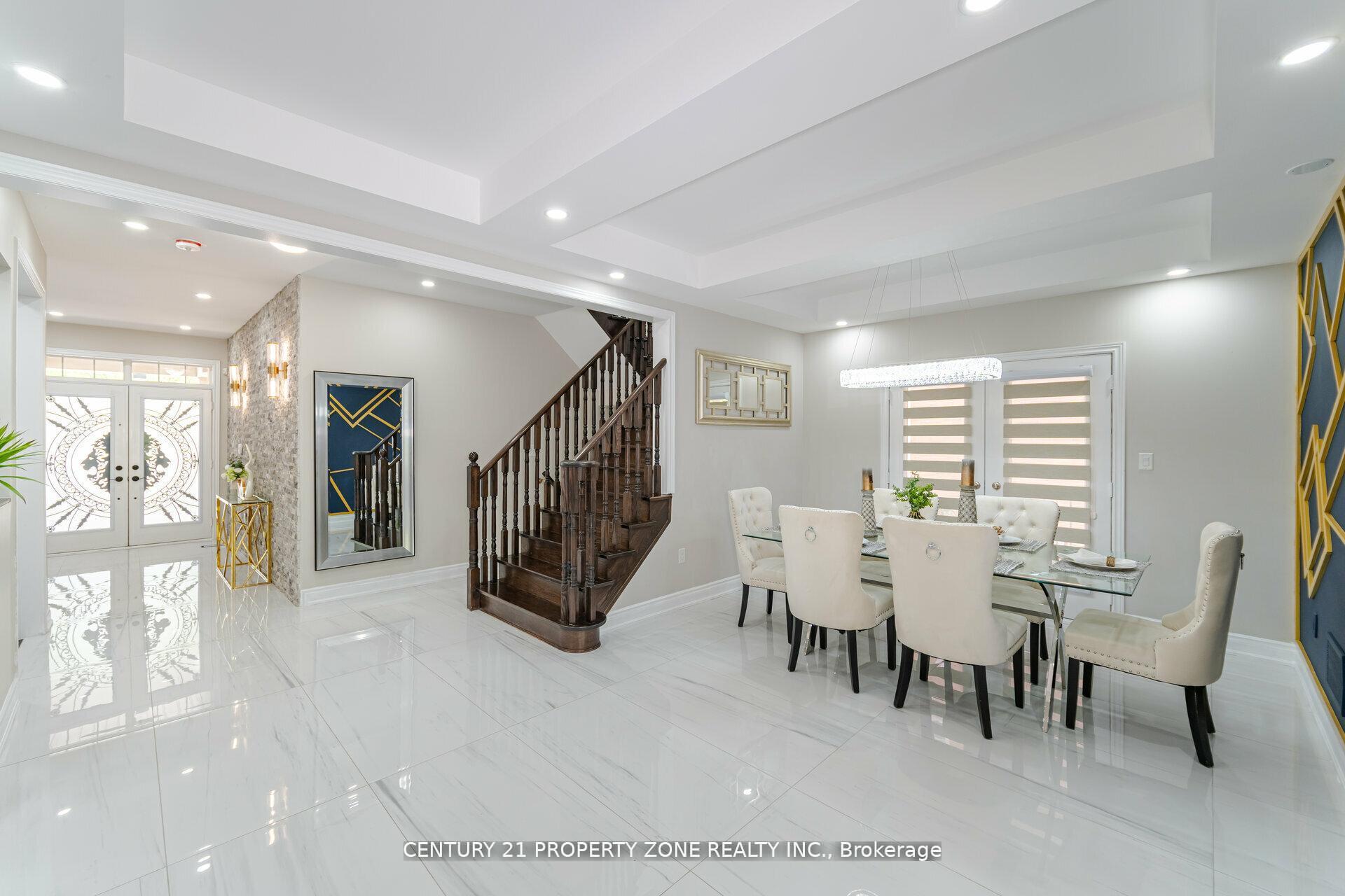 Photo 12 of 8 Teal Crest Circle, Brampton, Credit Valley — HOMEH
