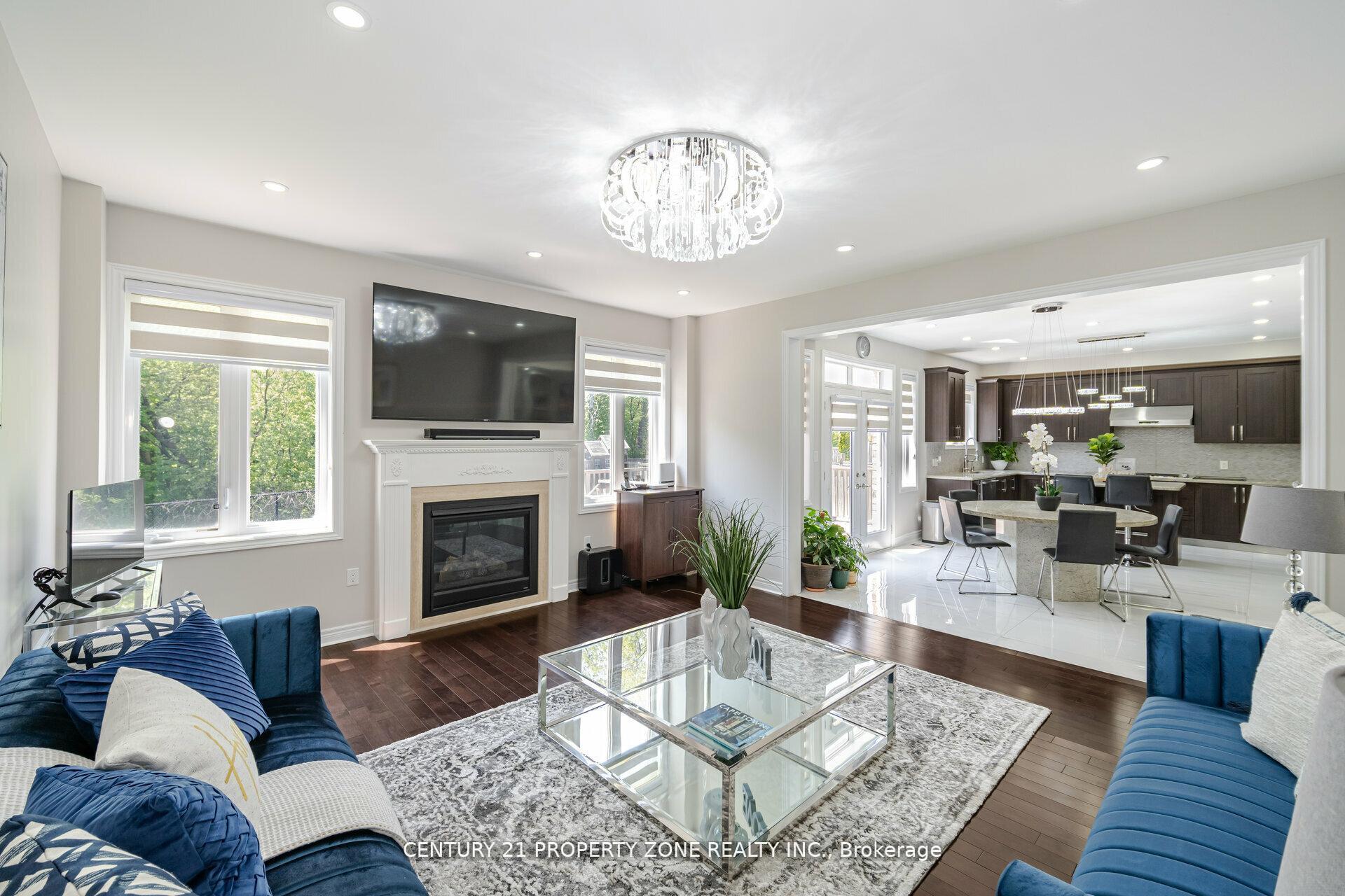 Photo 16 of 8 Teal Crest Circle, Brampton, Credit Valley — HOMEH
