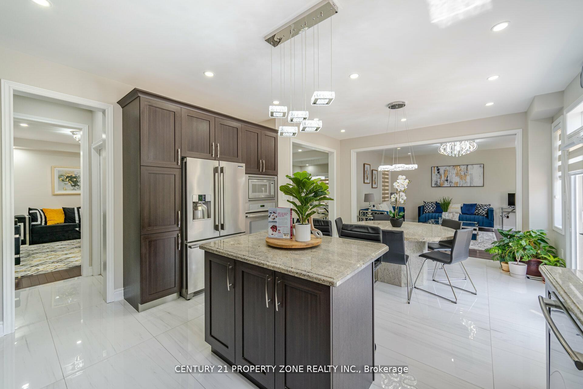 Photo 24 of 8 Teal Crest Circle, Brampton, Credit Valley — HOMEH