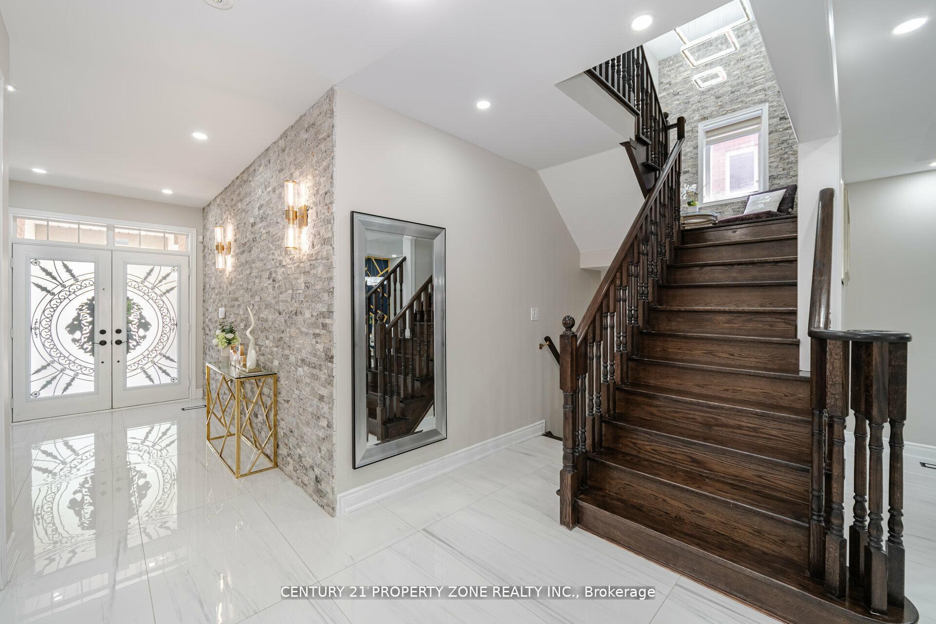 Photo 28 of 8 Teal Crest Circle, Brampton, Credit Valley — HOMEH