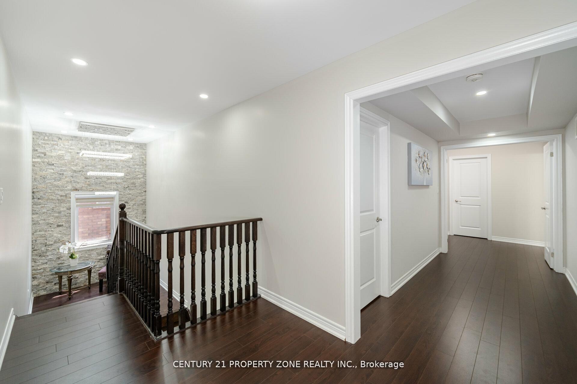 Photo 30 of 8 Teal Crest Circle, Brampton, Credit Valley — HOMEH
