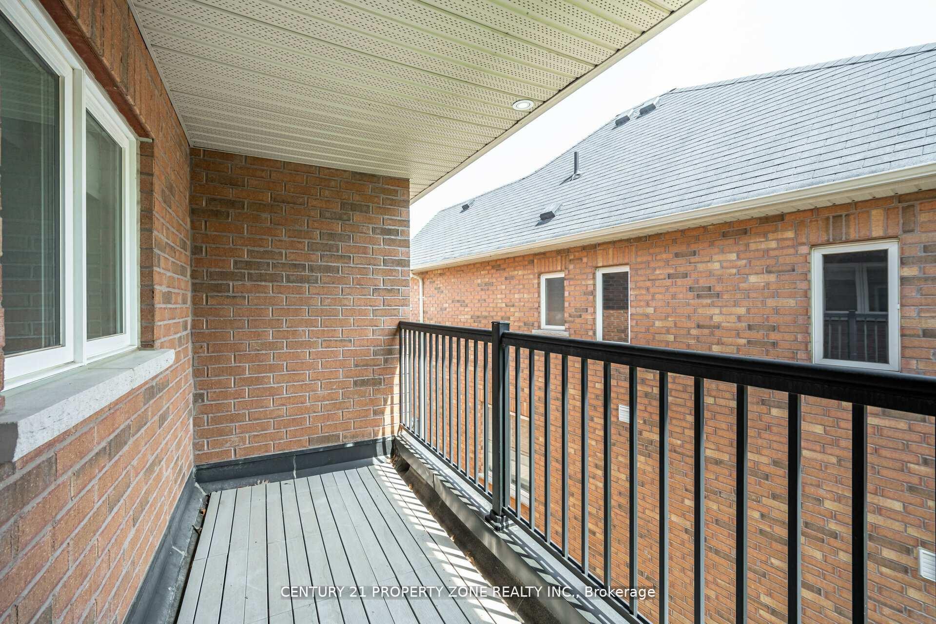 Photo 32 of 8 Teal Crest Circle, Brampton, Credit Valley — HOMEH