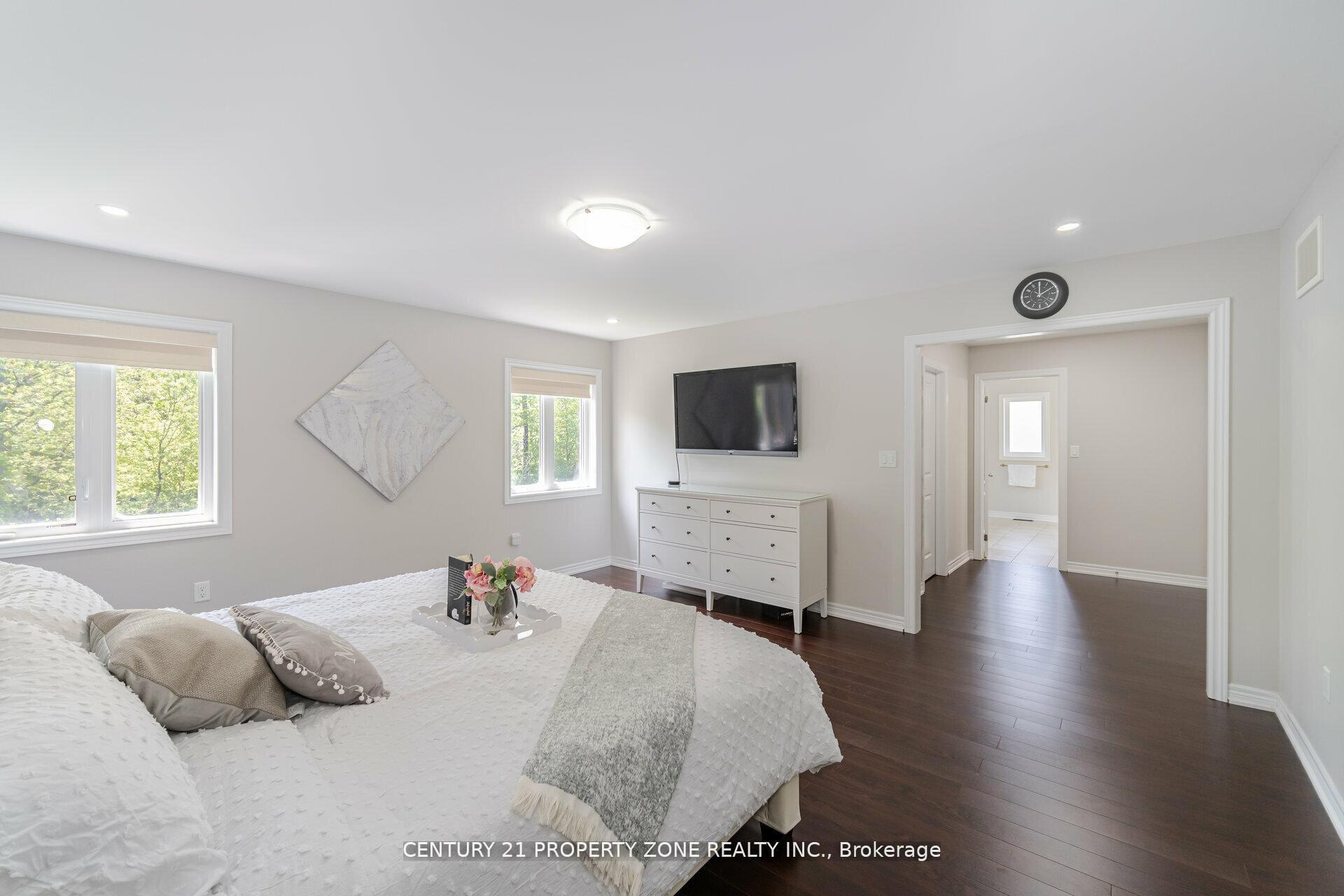Photo 33 of 8 Teal Crest Circle, Brampton, Credit Valley — HOMEH