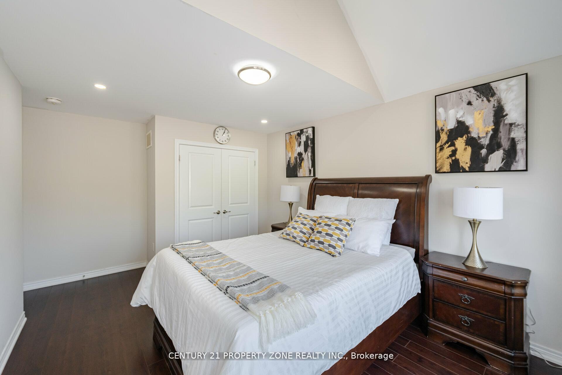 Photo 38 of 8 Teal Crest Circle, Brampton, Credit Valley — HOMEH