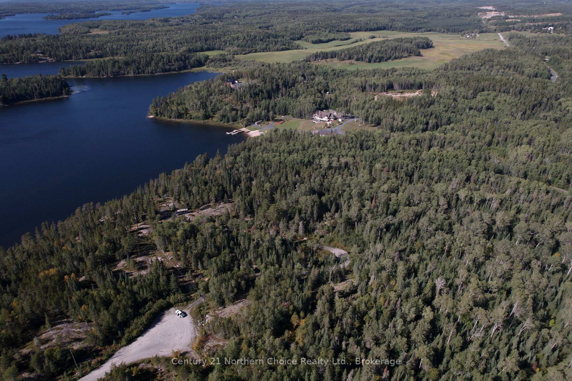 Photo 4 of 126 Aube Drive, Kenora, Kenora Northeast — HOMEH