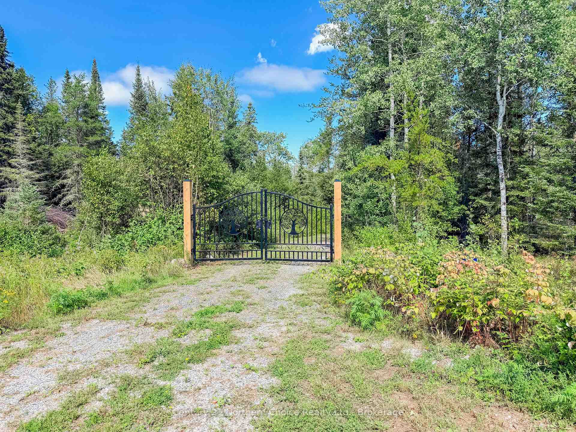 Photo 7 of 126 Aube Drive, Kenora, Kenora Northeast — HOMEH