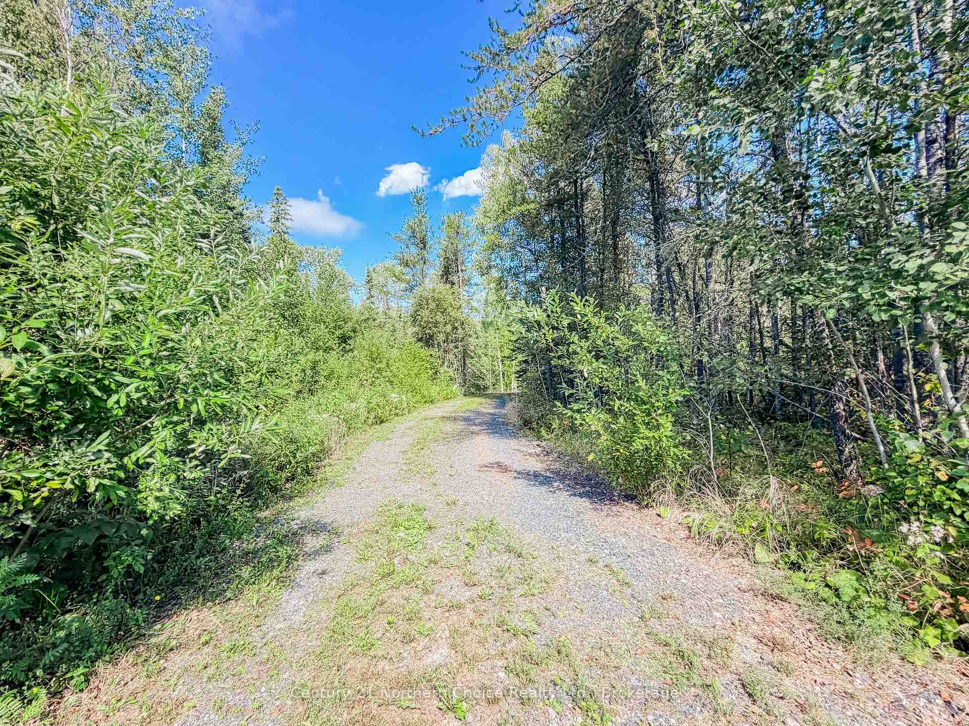 Photo 8 of 126 Aube Drive, Kenora, Kenora Northeast — HOMEH
