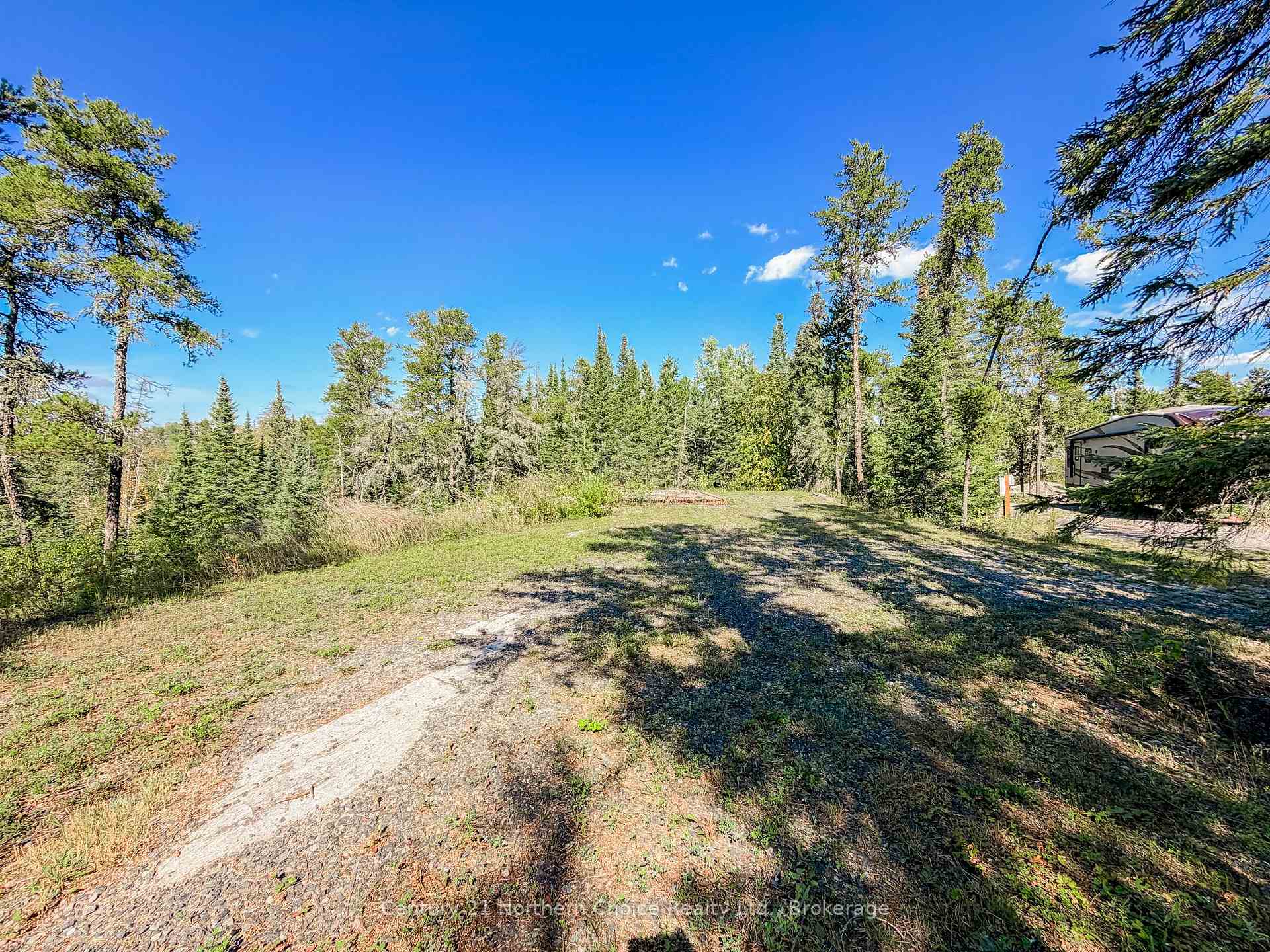 Photo 10 of 126 Aube Drive, Kenora, Kenora Northeast — HOMEH
