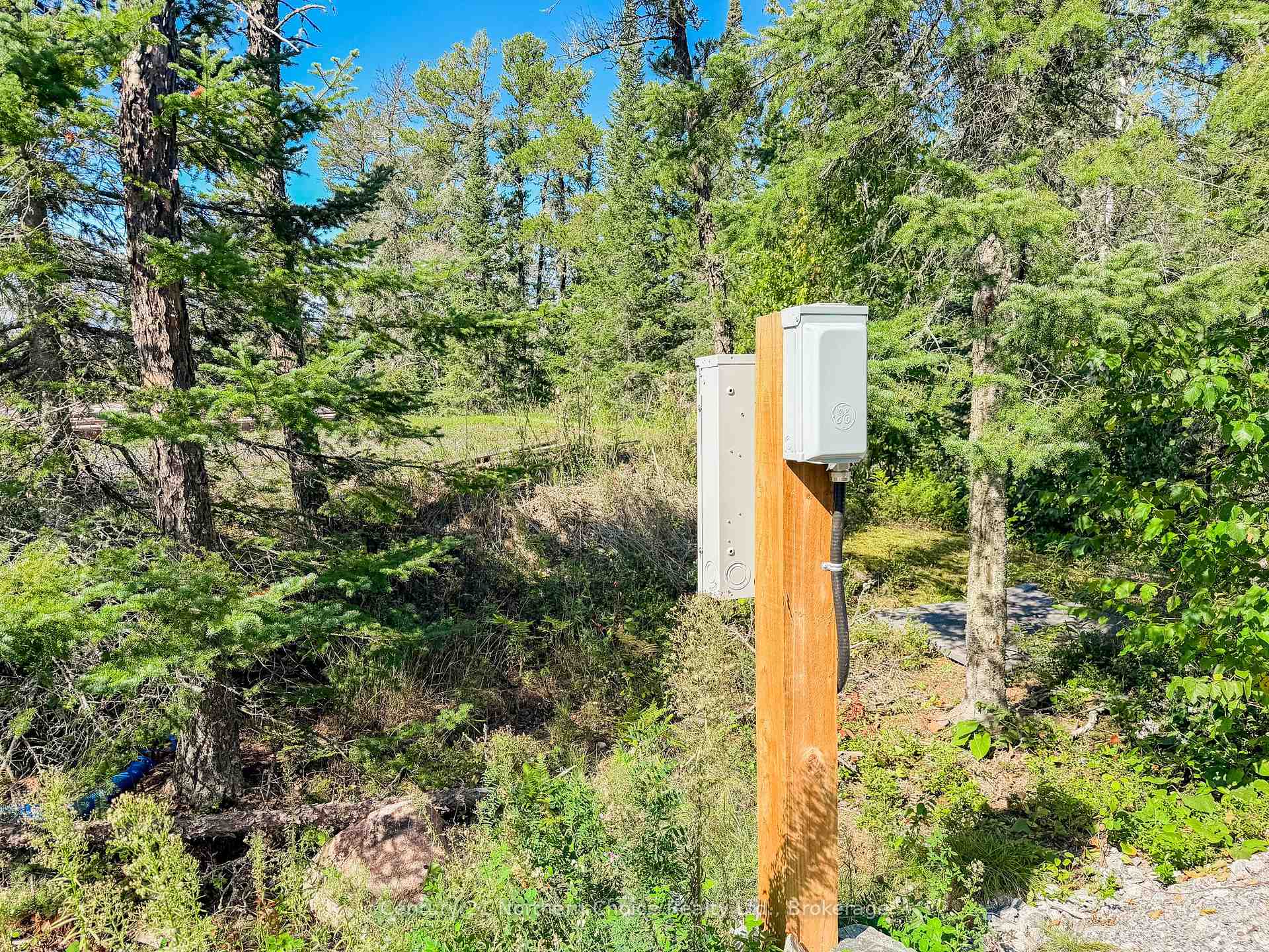 Photo 15 of 126 Aube Drive, Kenora, Kenora Northeast — HOMEH