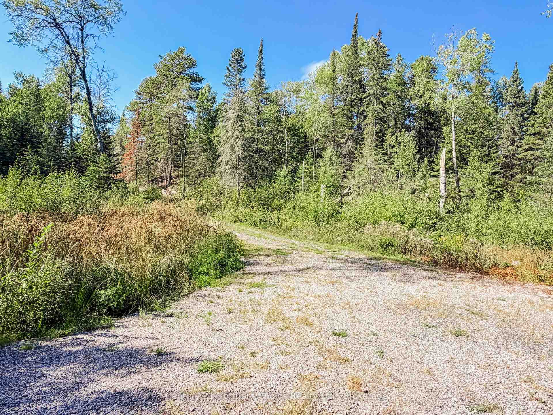 Photo 19 of 126 Aube Drive, Kenora, Kenora Northeast — HOMEH