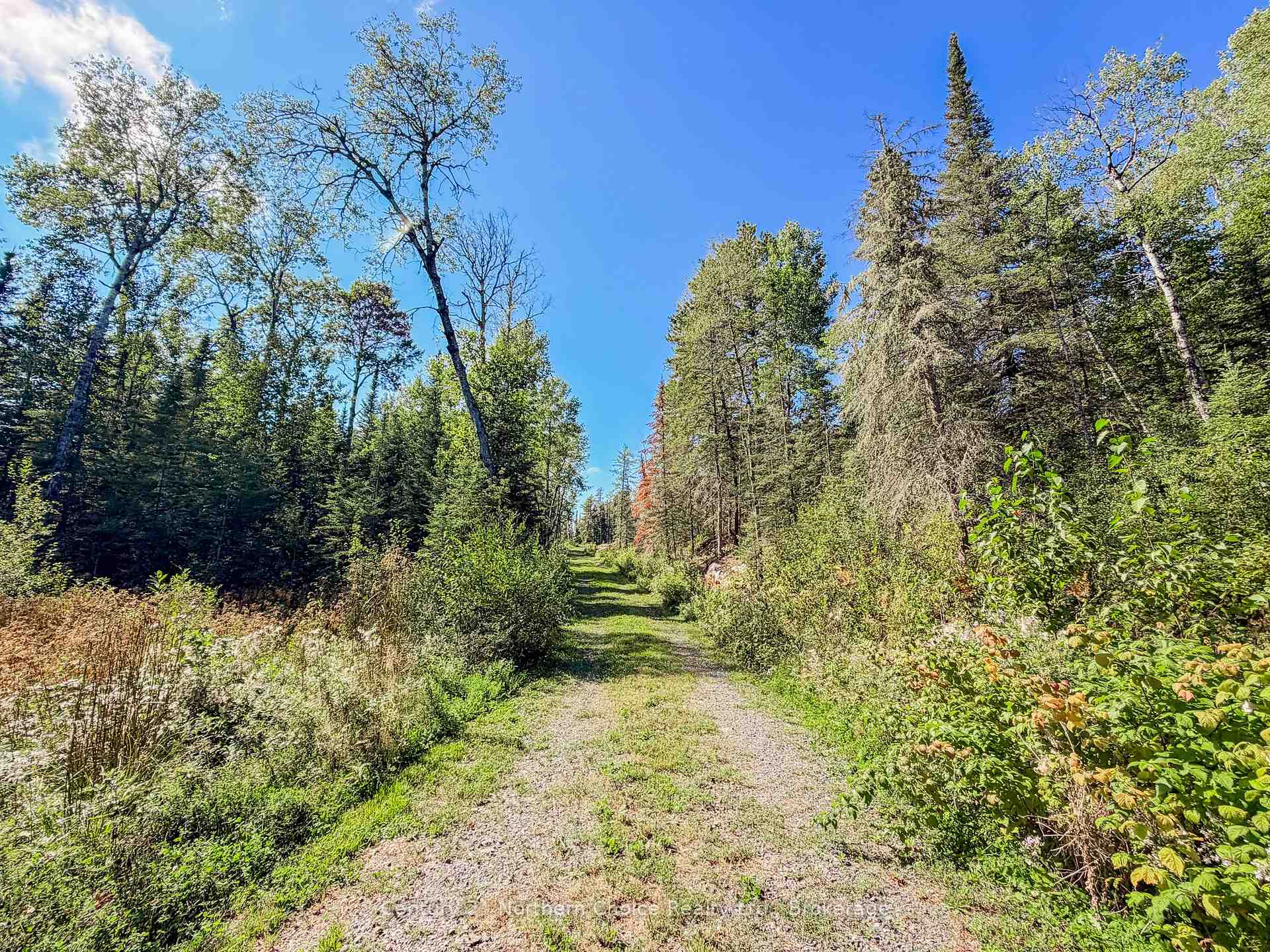 Photo 20 of 126 Aube Drive, Kenora, Kenora Northeast — HOMEH