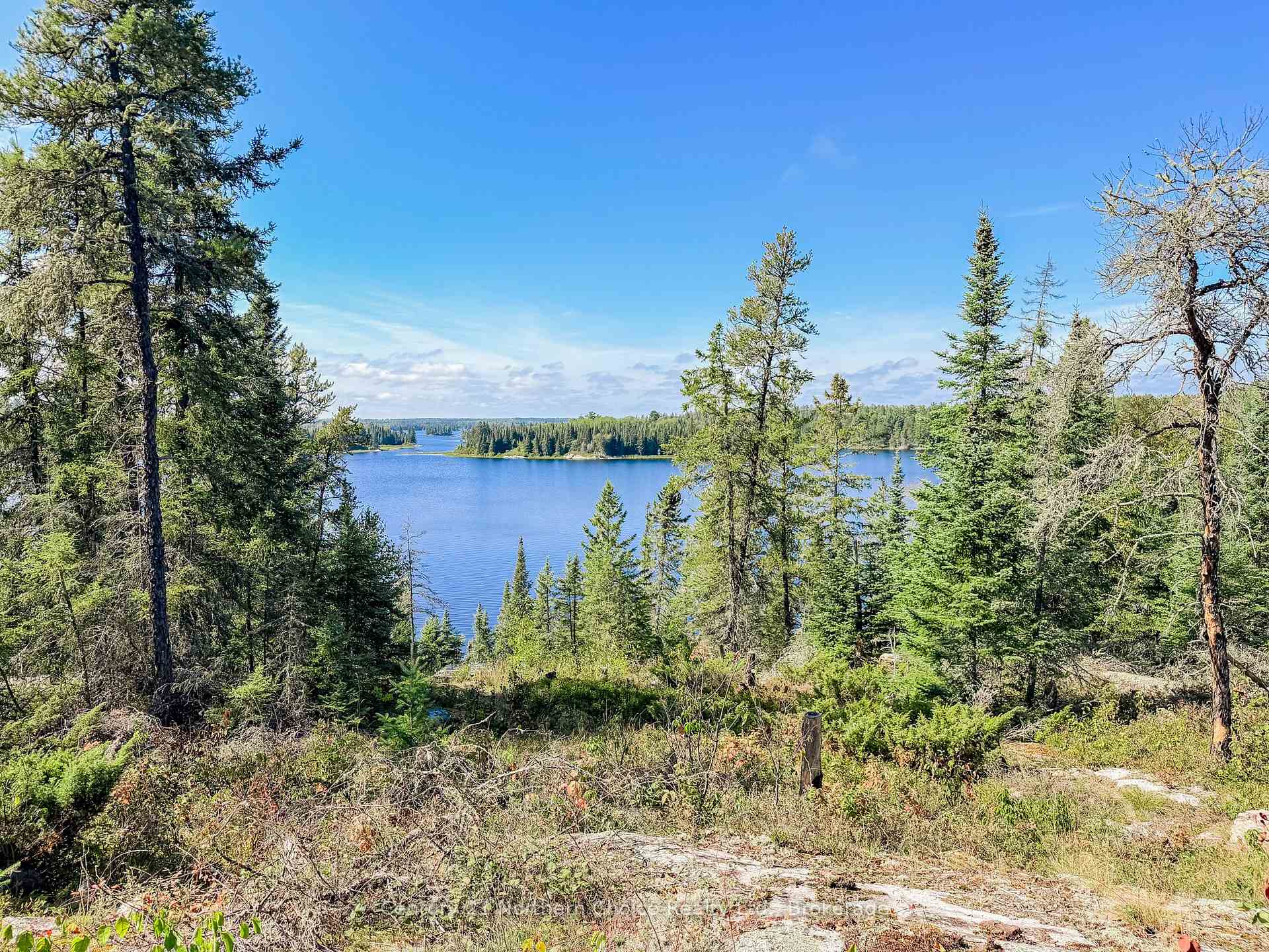 Photo 25 of 126 Aube Drive, Kenora, Kenora Northeast — HOMEH