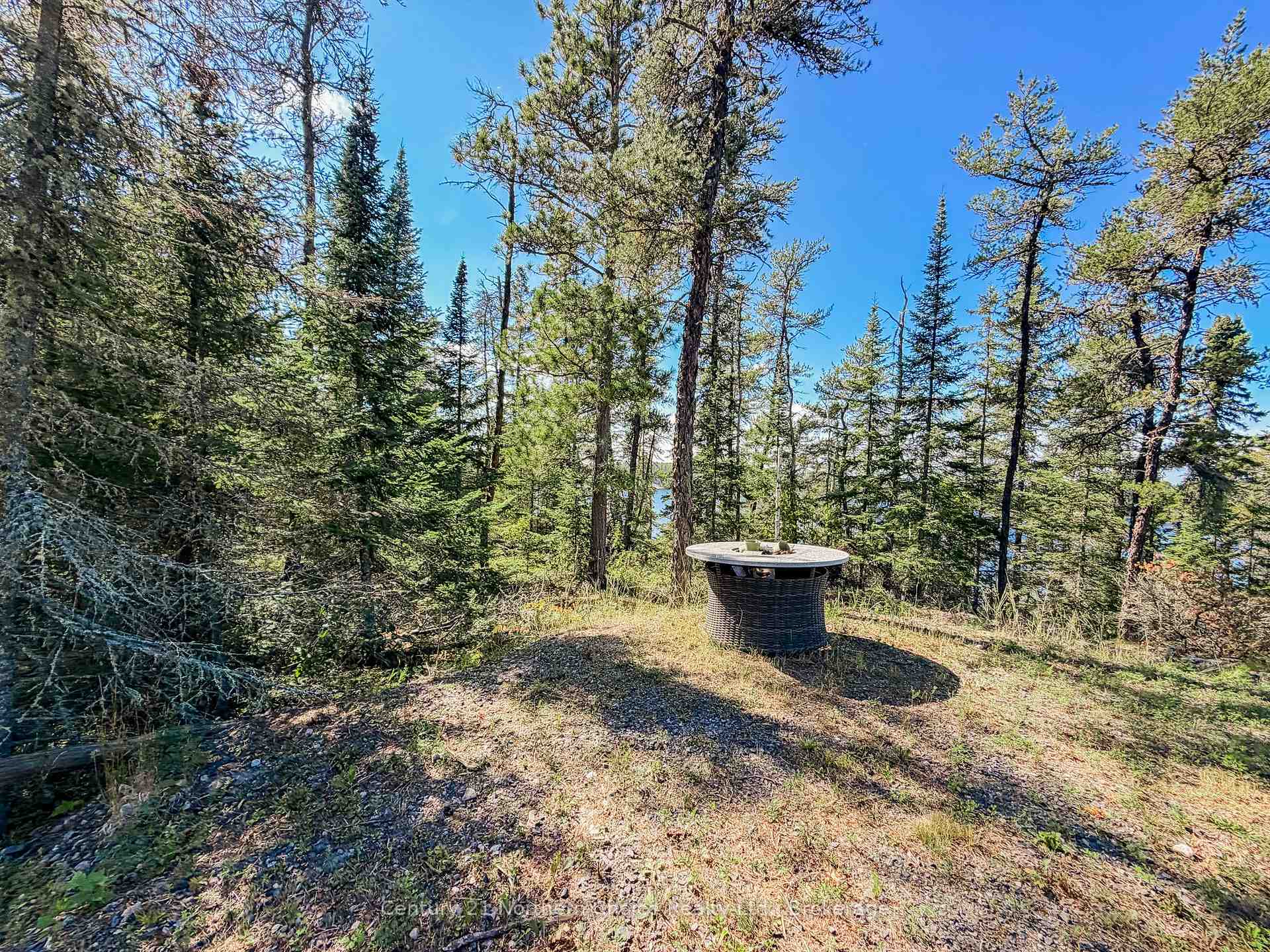 Photo 31 of 126 Aube Drive, Kenora, Kenora Northeast — HOMEH