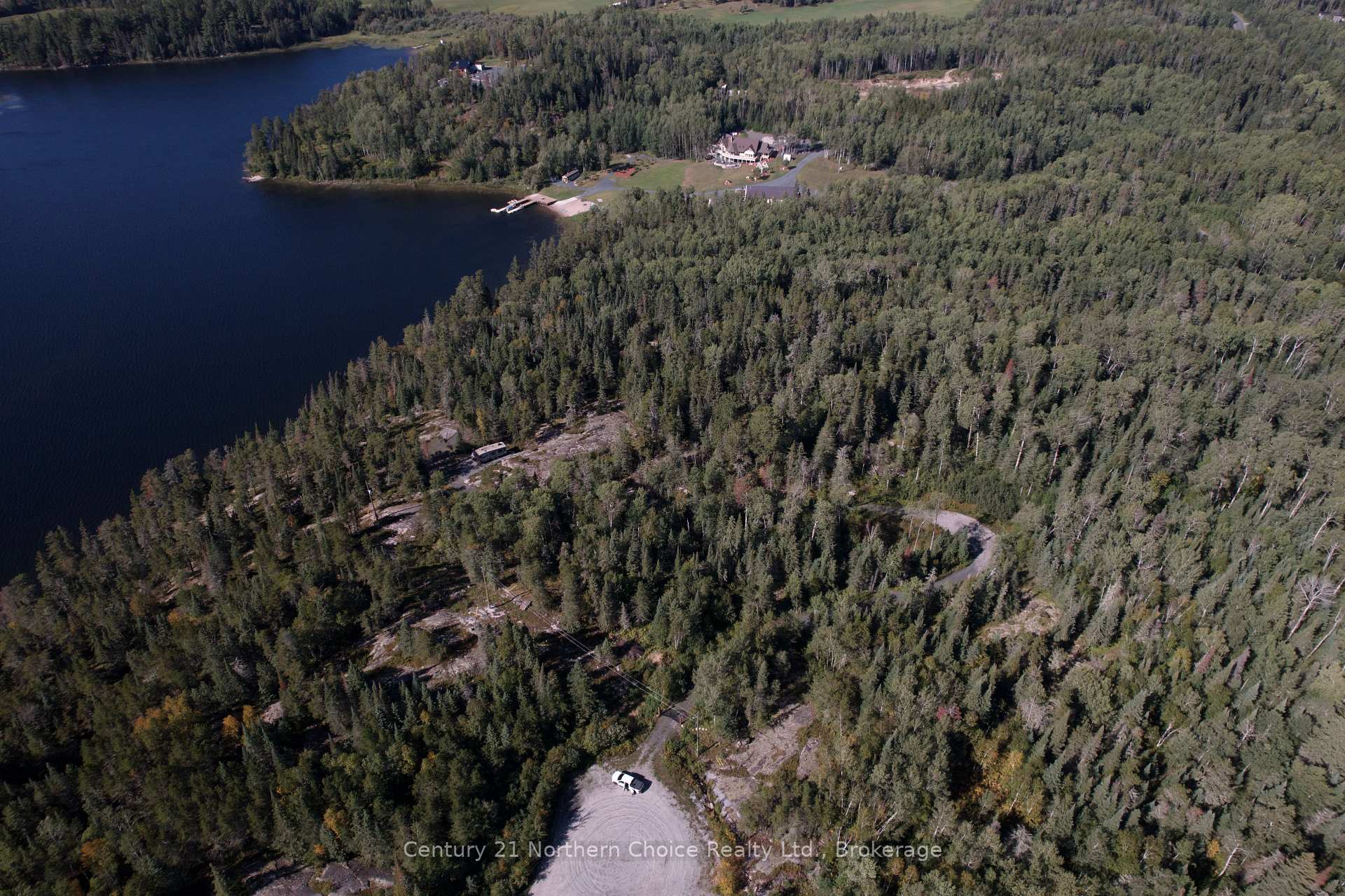 Photo 37 of 126 Aube Drive, Kenora, Kenora Northeast — HOMEH