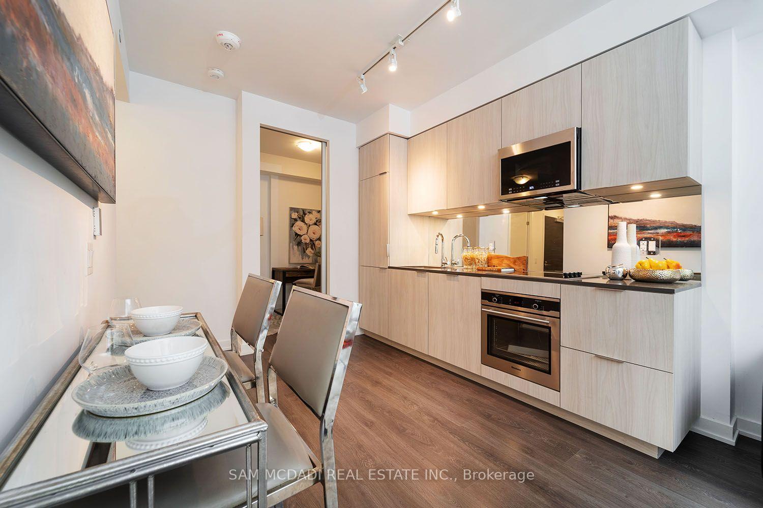 Photo 11 of Unit 301, 609 Avenue Road, Toronto, Yonge-St. Clair — HOMEH