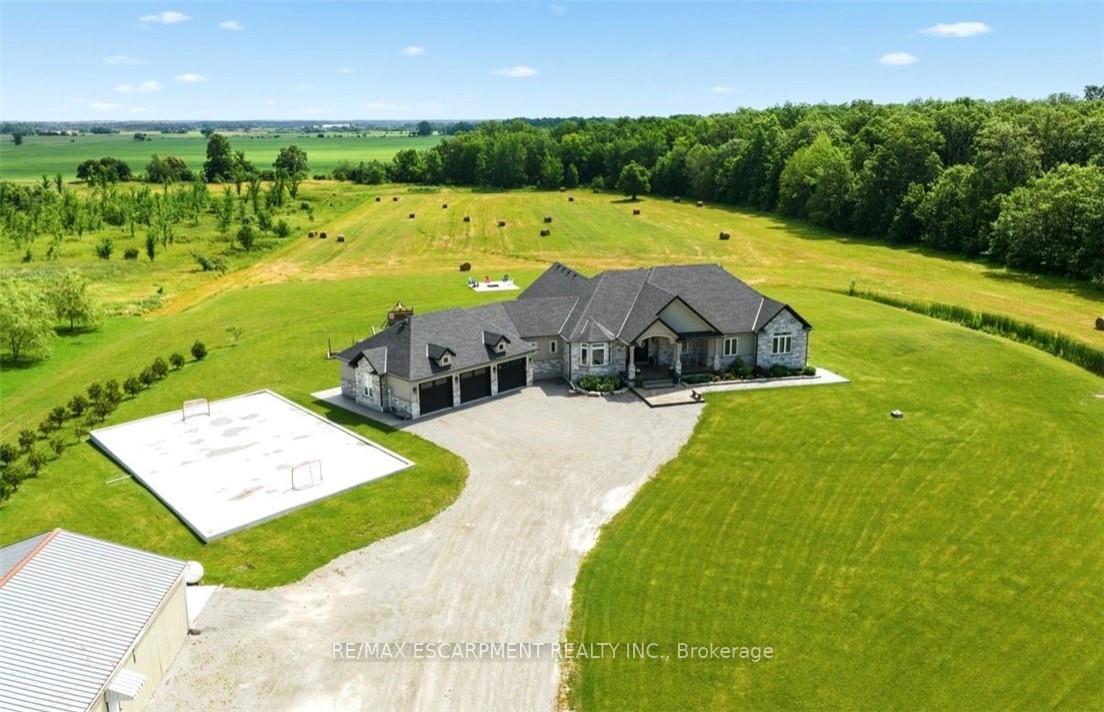 Photo 2 of 148 Moores Road, Haldimand — HOMEH