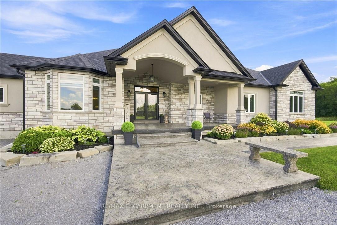 Photo 4 of 148 Moores Road, Haldimand — HOMEH
