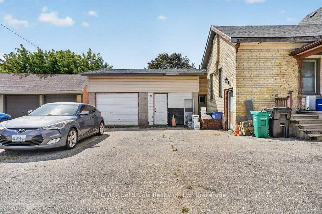 Photo 9 of 569 Frederick Street, Kitchener, Rosemount — HOMEH