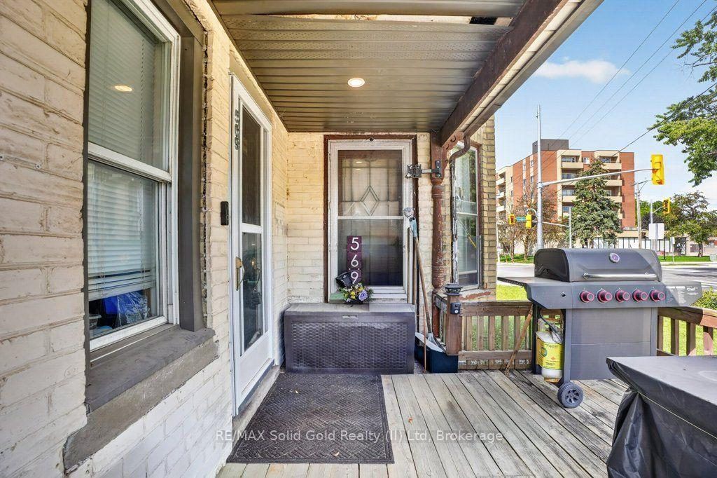 Photo 11 of 569 Frederick Street, Kitchener, Rosemount — HOMEH