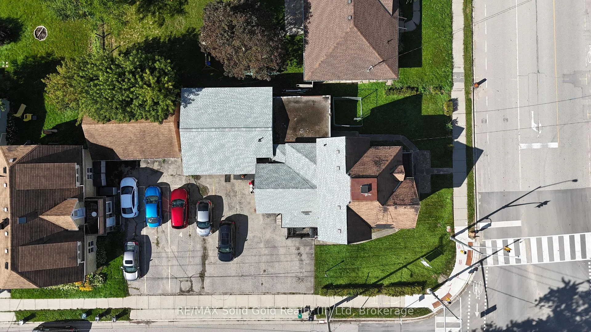 Photo 17 of 569 Frederick Street, Kitchener, Rosemount — HOMEH