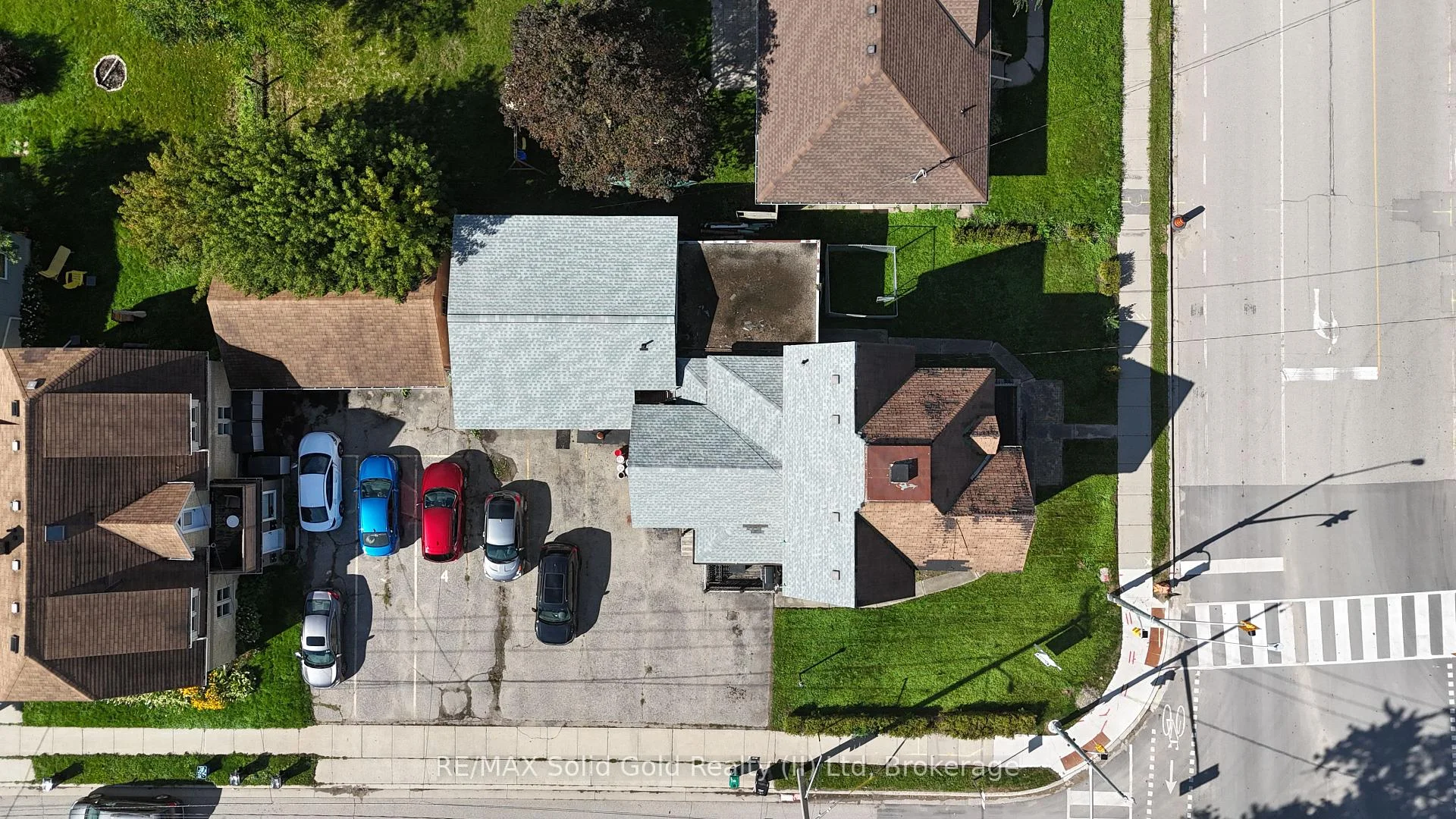 Photo 25 of 569 Frederick Street, Kitchener, Rosemount — HOMEH
