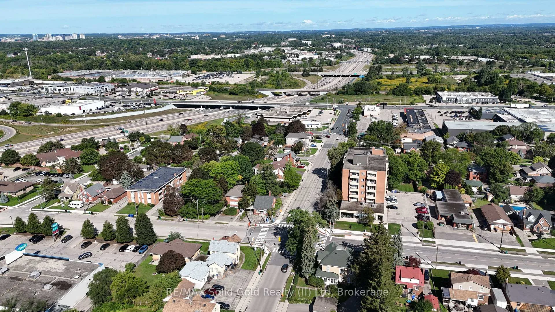 Photo 28 of 569 Frederick Street, Kitchener, Rosemount — HOMEH