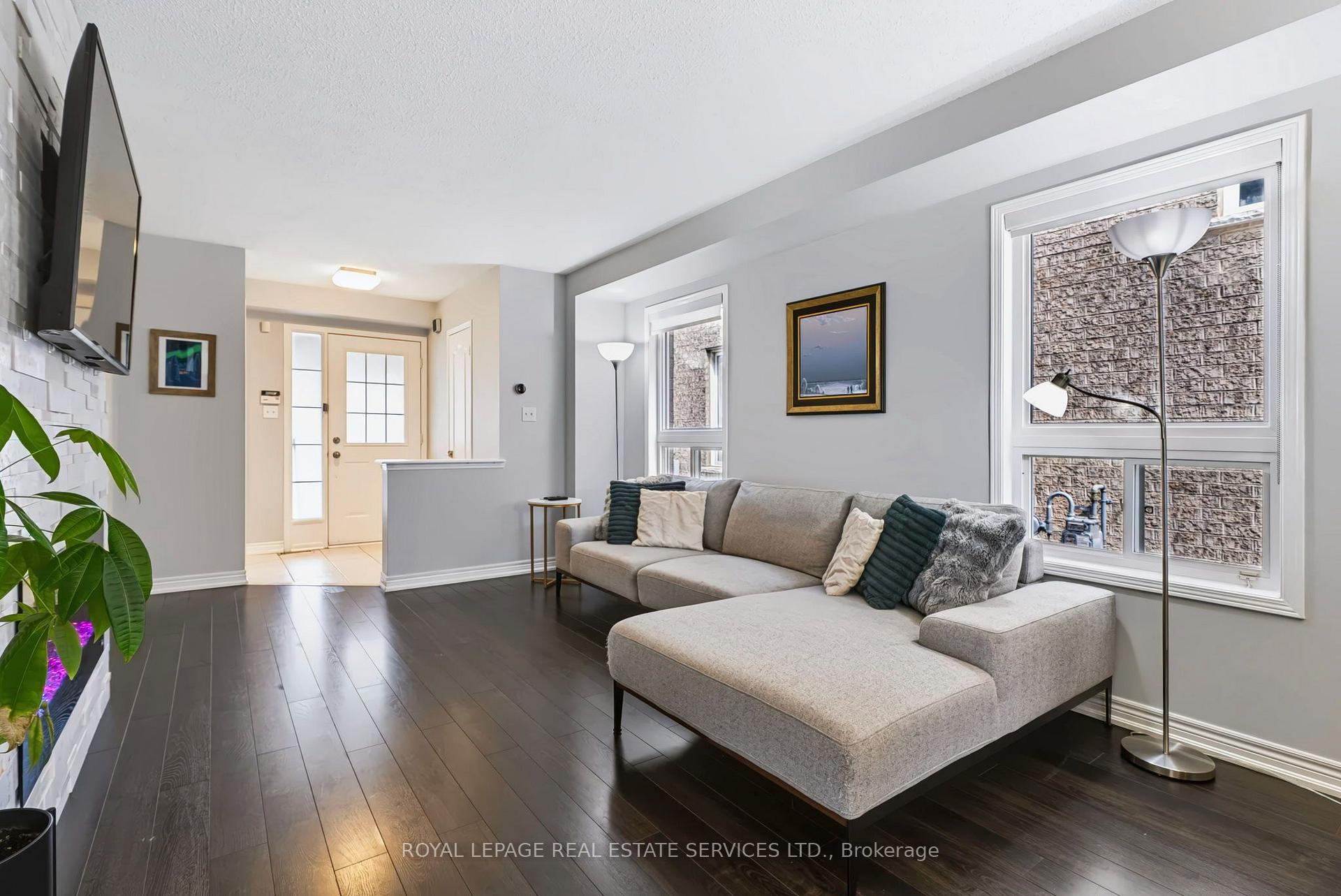 Photo 12 of 5856 Blue Spruce Avenue, Burlington, Orchard — HOMEH