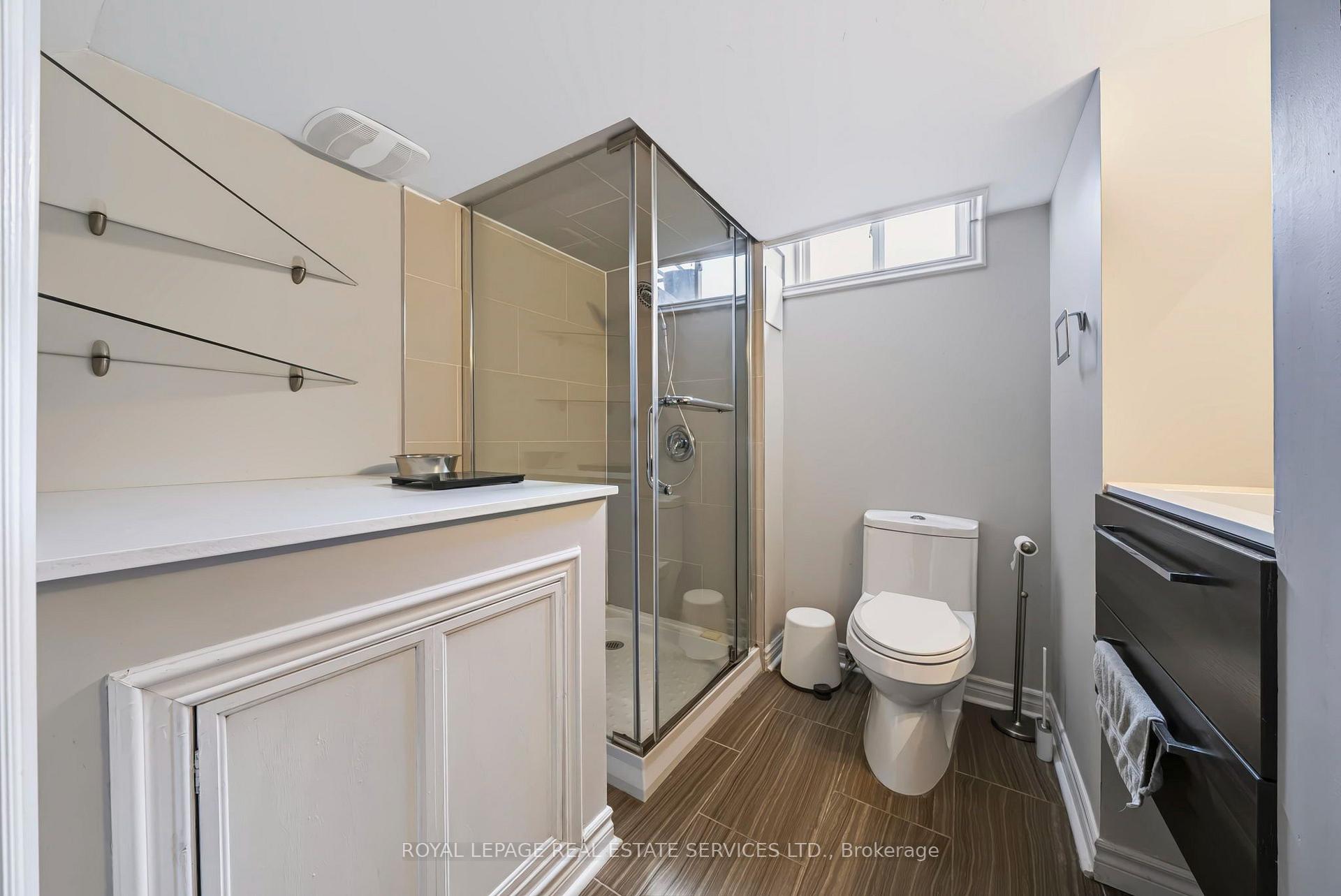 Photo 33 of 5856 Blue Spruce Avenue, Burlington, Orchard — HOMEH
