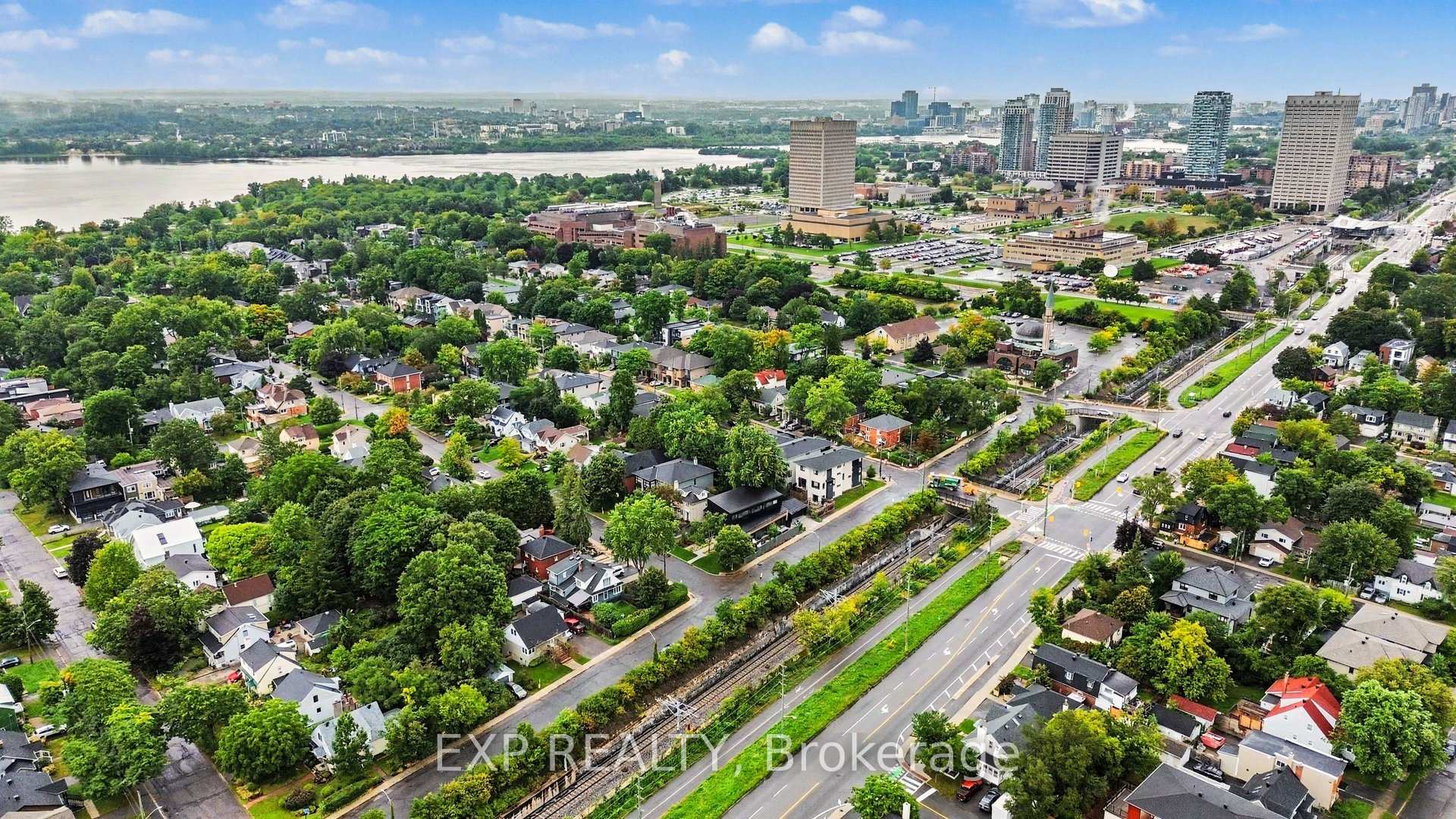 Photo 17 of 252 Cowley Avenue, Ottawa, Ottawa West/Tunneys Pasture — HOMEH