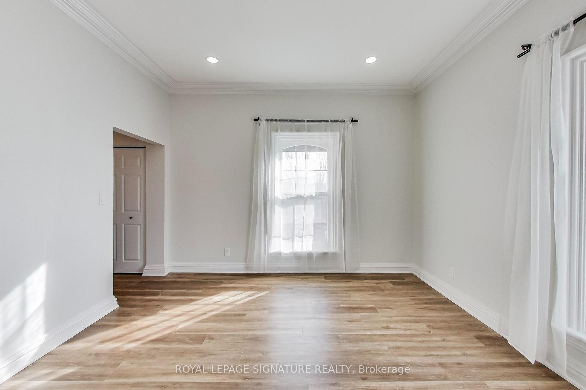 Photo 6 of Unit 2, 102 West Avenue S, Hamilton, Corktown — HOMEH