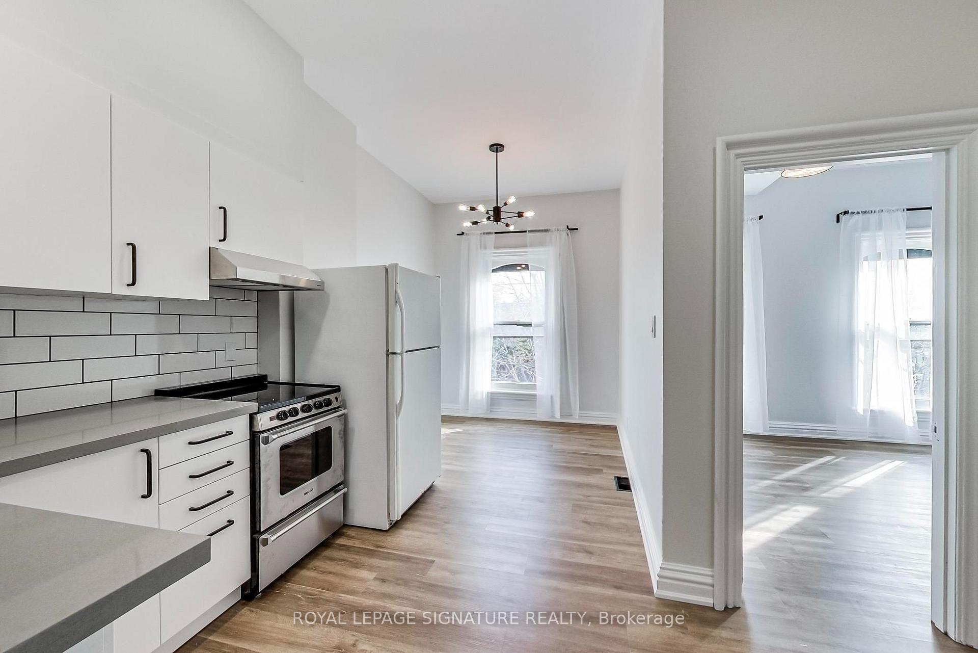 Photo 15 of Unit 2, 102 West Avenue S, Hamilton, Corktown — HOMEH