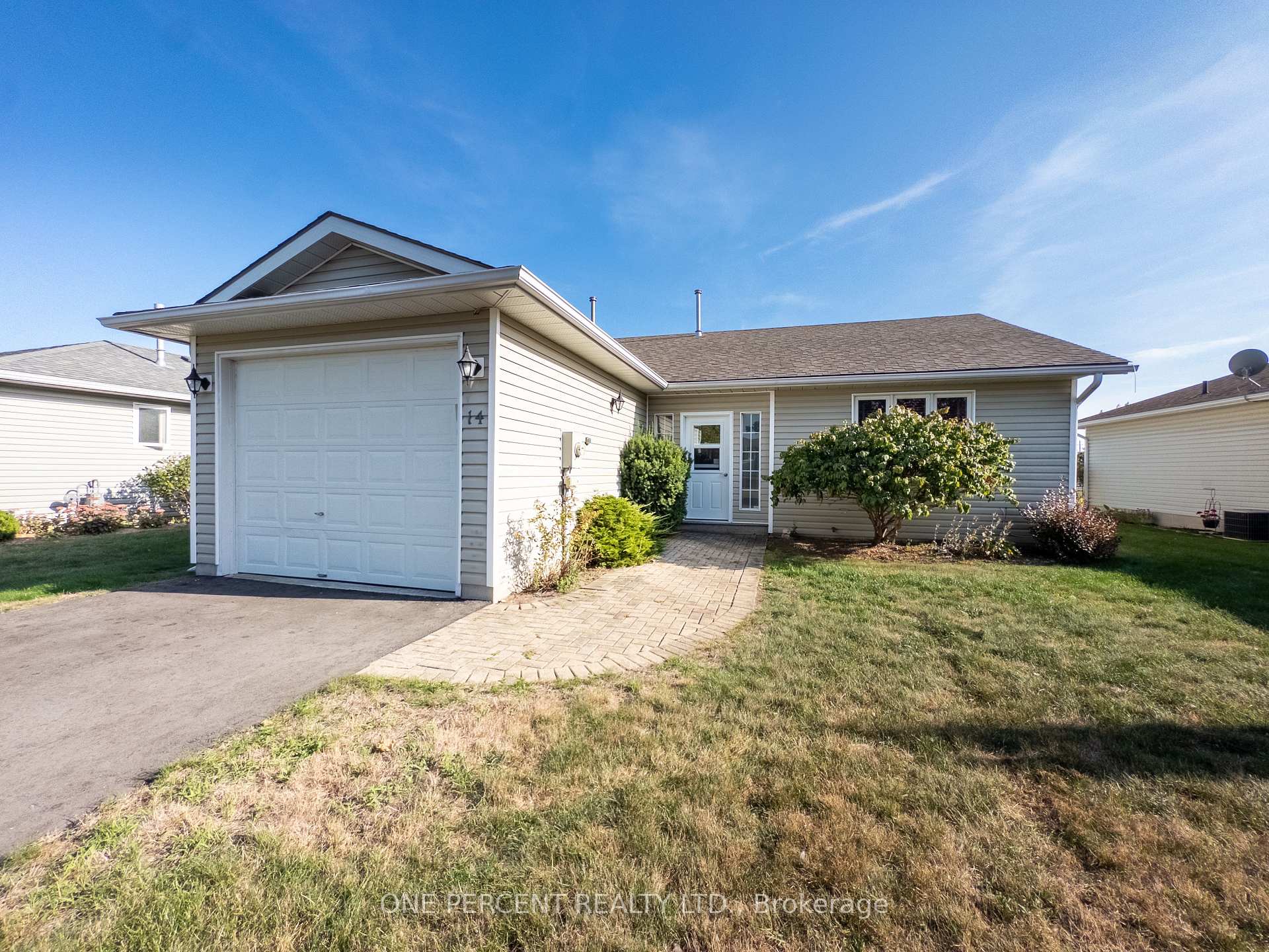 Photo 1 of 14 Elmdale Drive, Prince Edward County, Wellington Ward — HOMEH