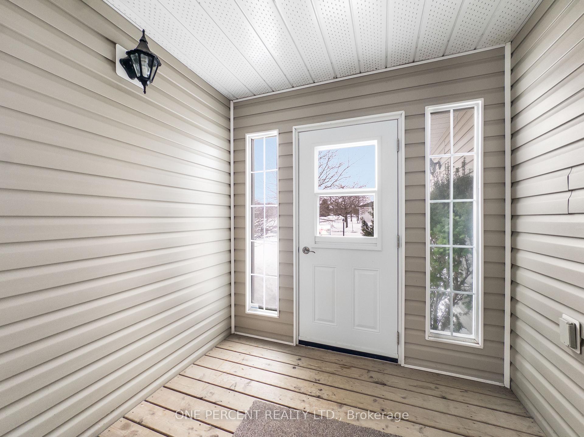 Photo 5 of 14 Elmdale Drive, Prince Edward County, Wellington Ward — HOMEH