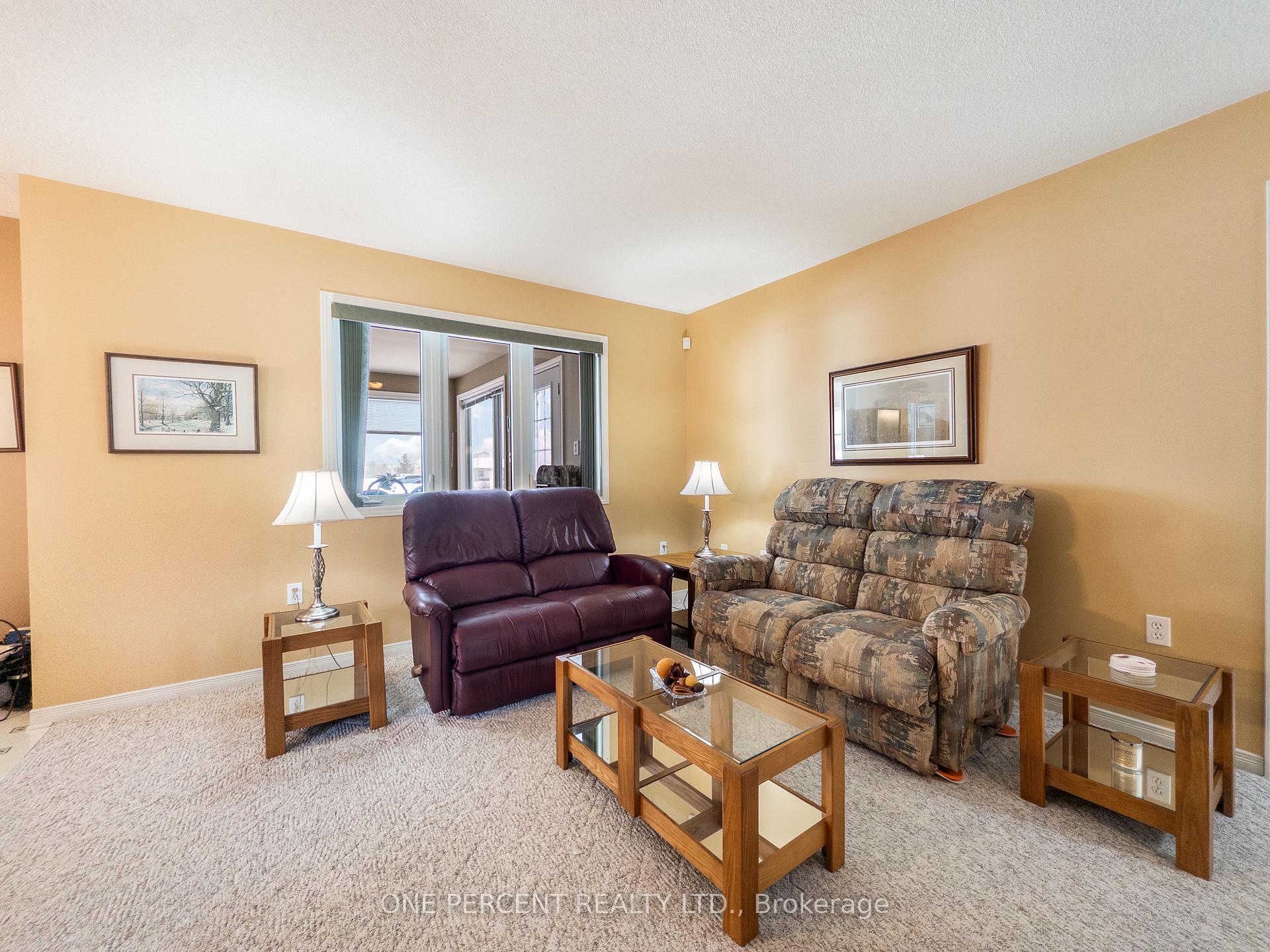 Photo 9 of 14 Elmdale Drive, Prince Edward County, Wellington Ward — HOMEH