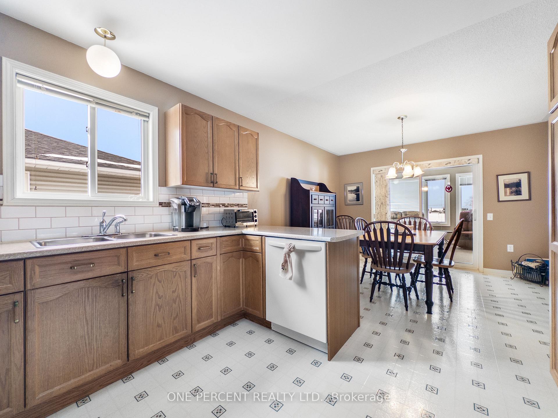 Photo 12 of 14 Elmdale Drive, Prince Edward County, Wellington Ward — HOMEH