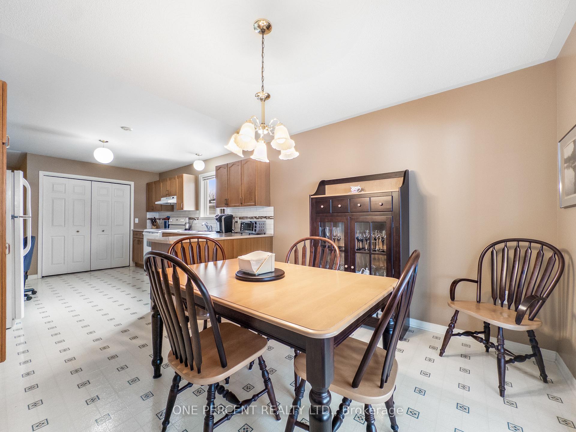 Photo 14 of 14 Elmdale Drive, Prince Edward County, Wellington Ward — HOMEH
