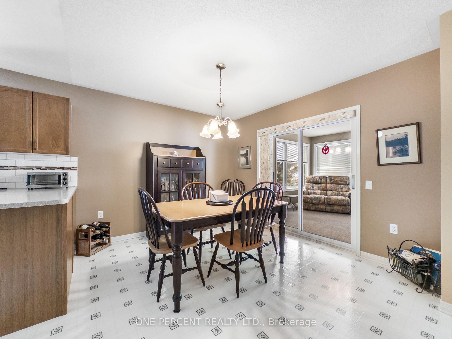 Photo 15 of 14 Elmdale Drive, Prince Edward County, Wellington Ward — HOMEH