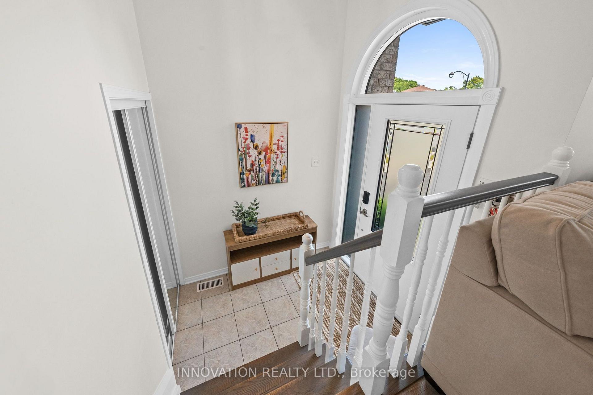 Photo 4 of 38 Steggall Crescent, Ottawa, Stittsville (Central) — HOMEH