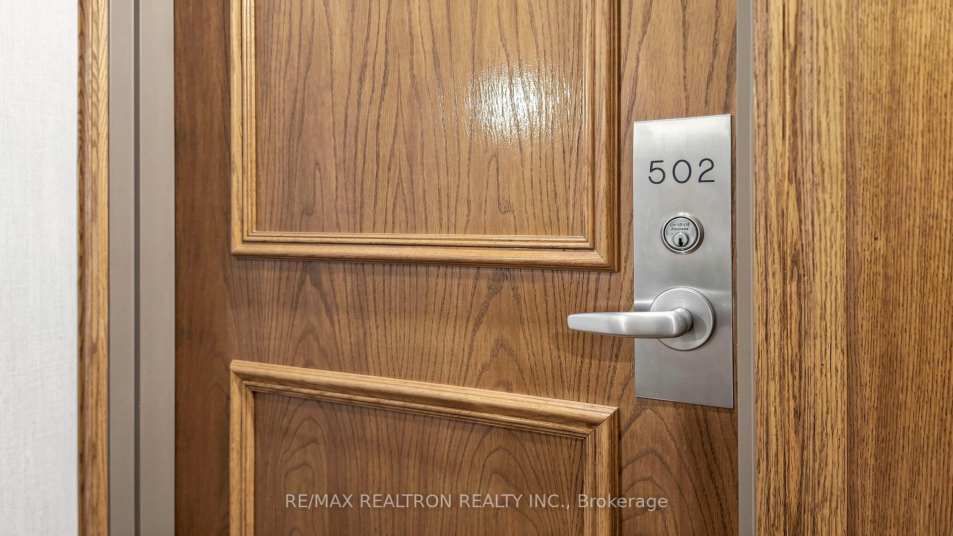 Photo 16 of Unit 502, 23 Lorraine Drive, North York, Willowdale West — HOMEH