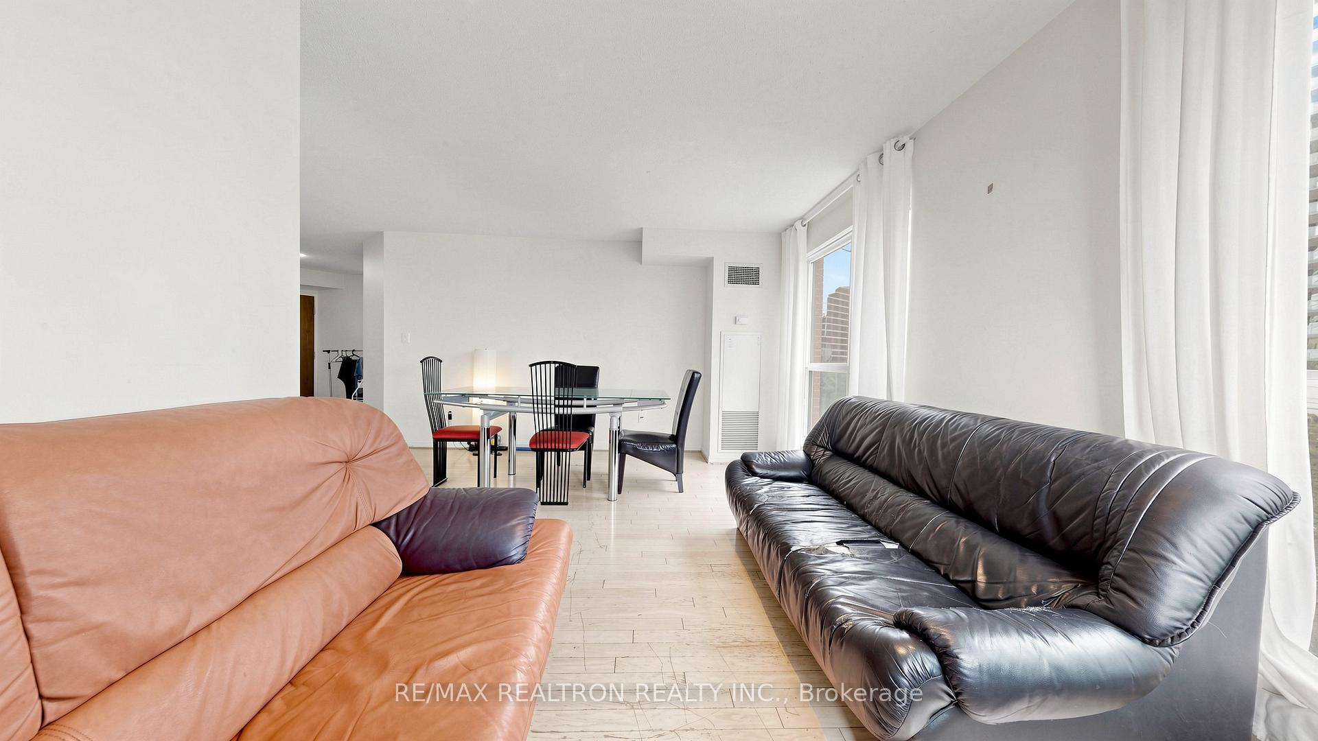 Photo 19 of Unit 502, 23 Lorraine Drive, North York, Willowdale West — HOMEH