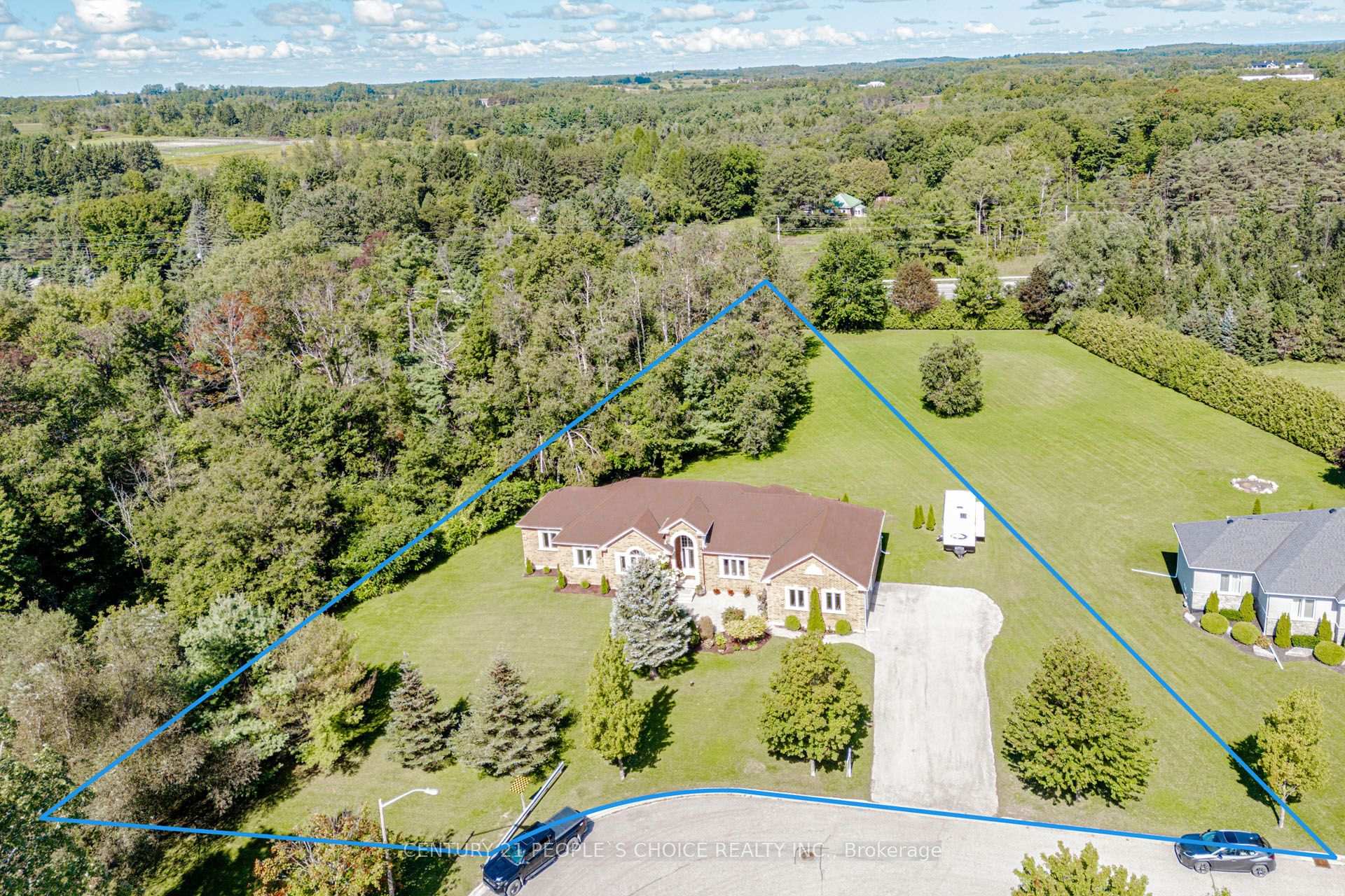 Photo 2 of 44 Deer Ridge Road, Uxbridge, Rural Uxbridge — HOMEH