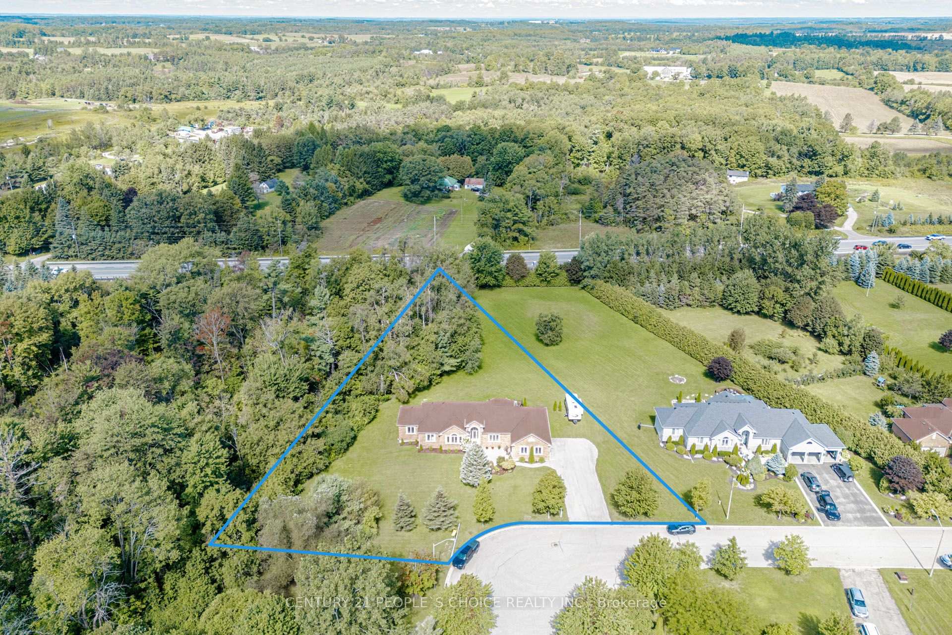 Photo 3 of 44 Deer Ridge Road, Uxbridge, Rural Uxbridge — HOMEH