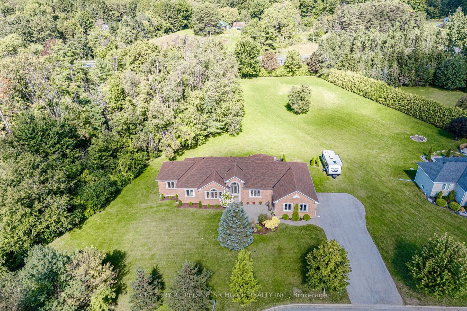 Photo 4 of 44 Deer Ridge Road, Uxbridge, Rural Uxbridge — HOMEH